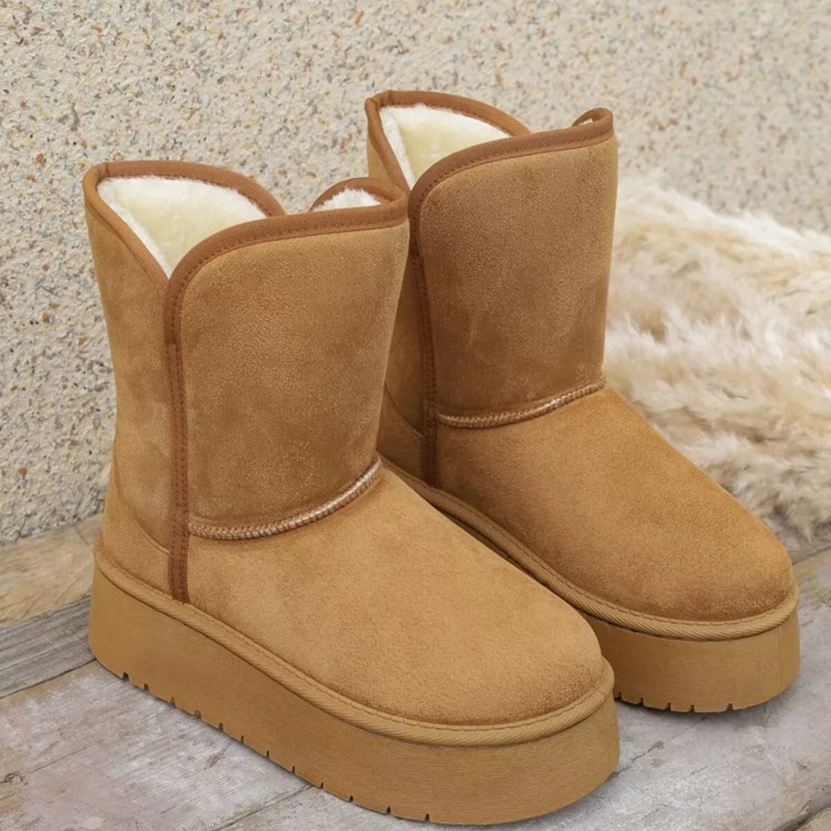 Round Toe Platform Boots Camel OutfitFlow