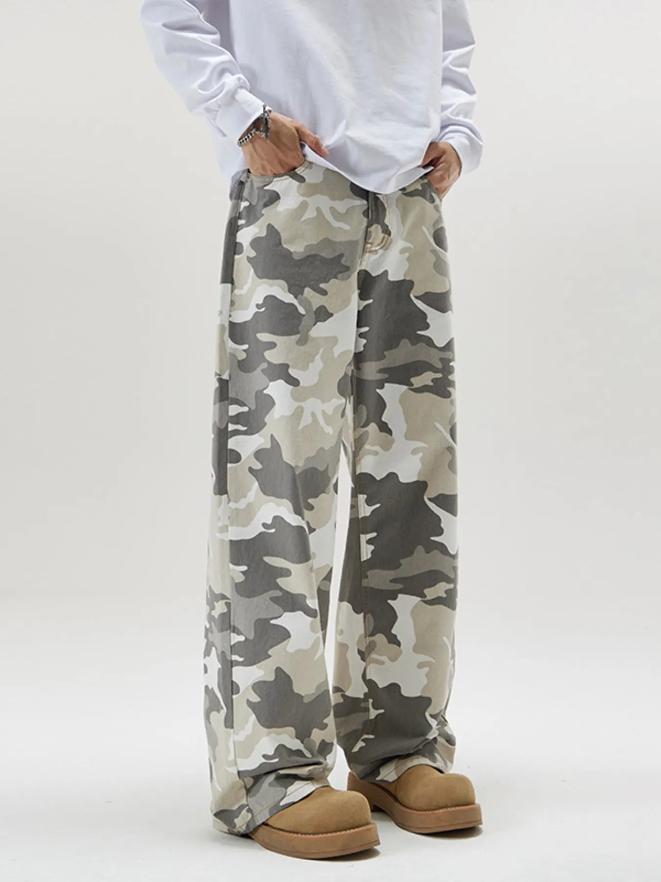 Men's Relaxed Fit Camo Print Pants Trendsi