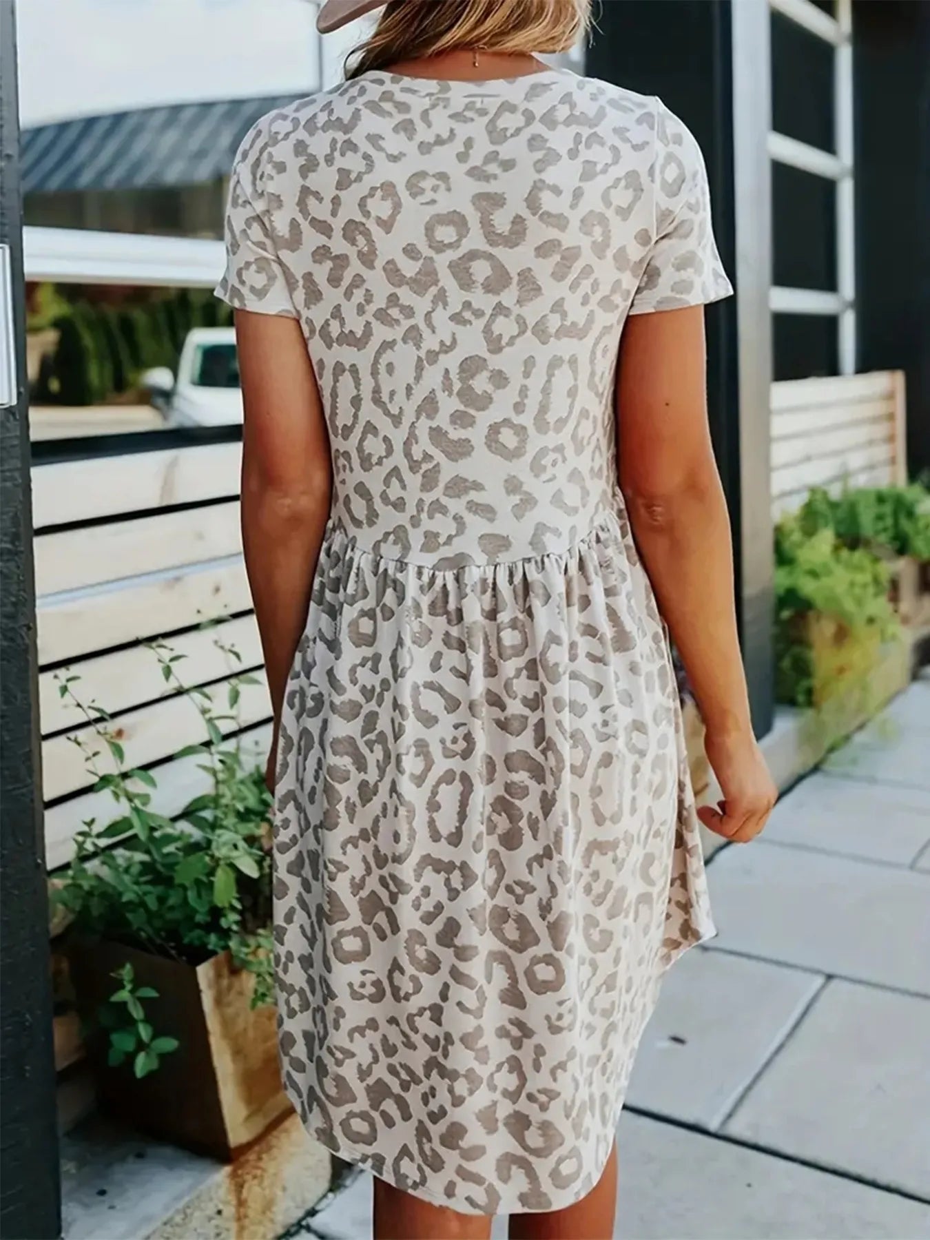 Leopard Print Short Sleeve Casual Dress OutfitFlow
