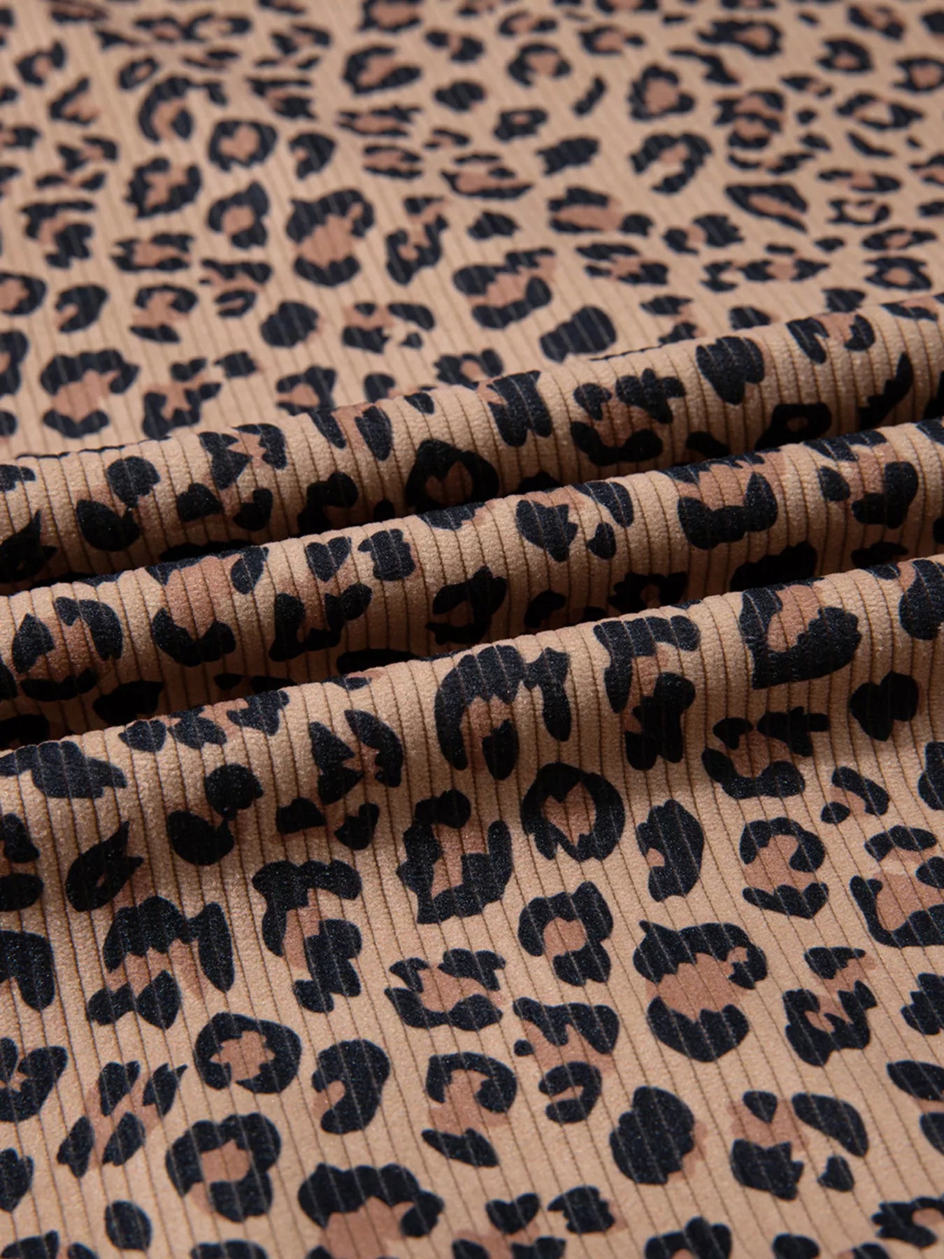 Ribbed Leopard Print Contrast Collar Zip Hoodie OutfitFlow