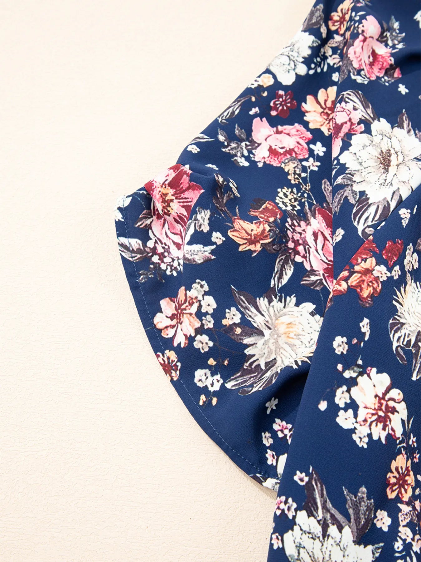 Floral Short Sleeve Scoop Neck Casual Blouse OutfitFlow