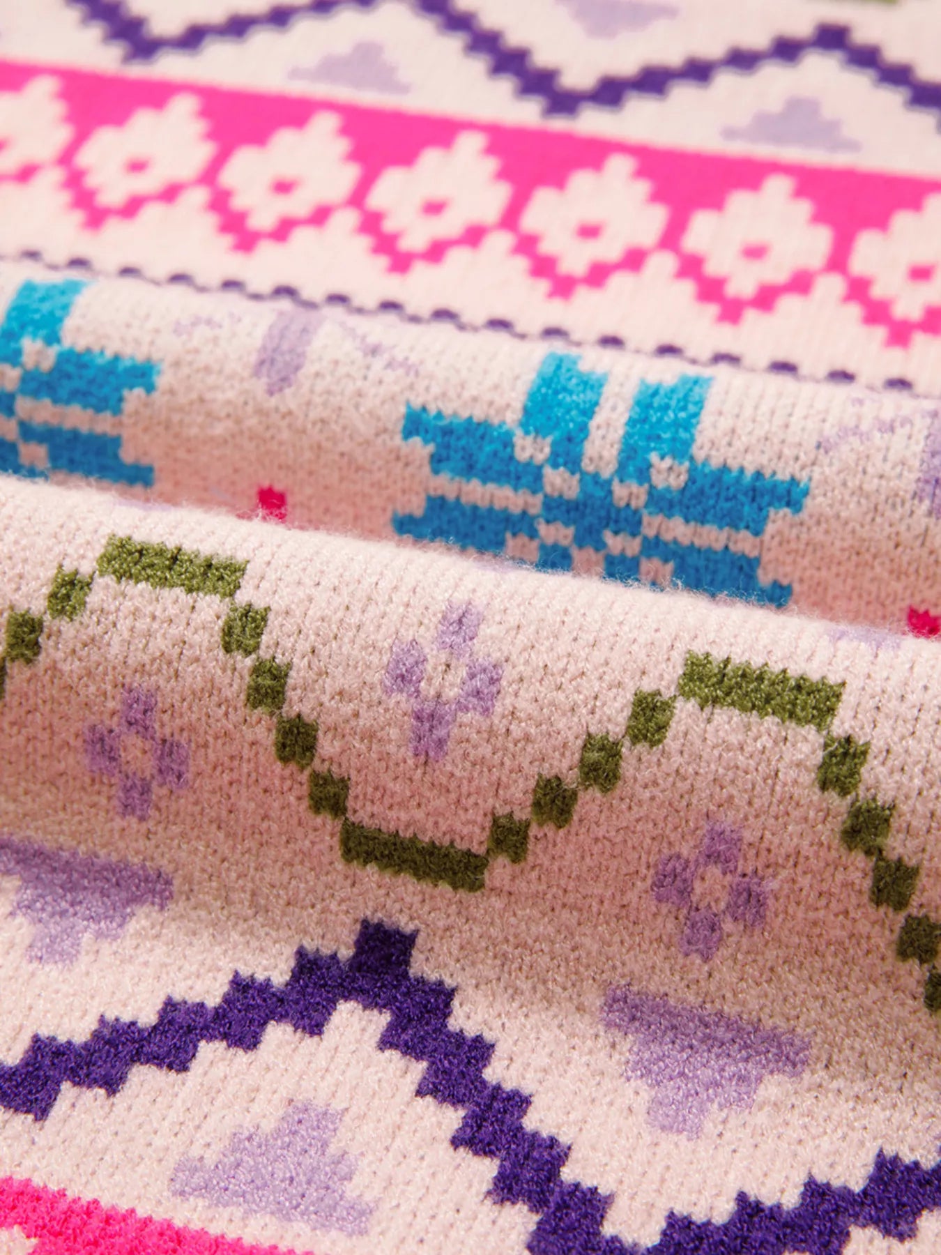 Multicolour Ethnic Christmas Pattern Knit Feather Cuffed Sweater OutfitFlow
