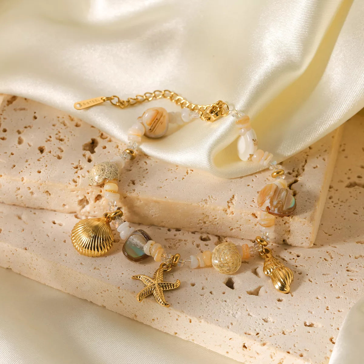 18K Gold-Plated Shell Charm Bracelet OutfitFlow