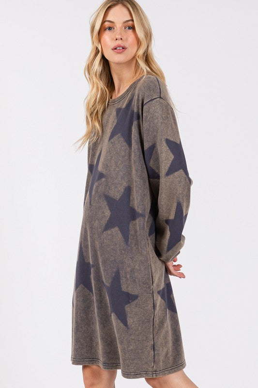 SAGE + FIG Washed Star Print Round Neck Dress OutfitFlow