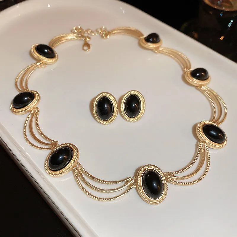 Alloy Oval Gemstone Necklace OutfitFlow