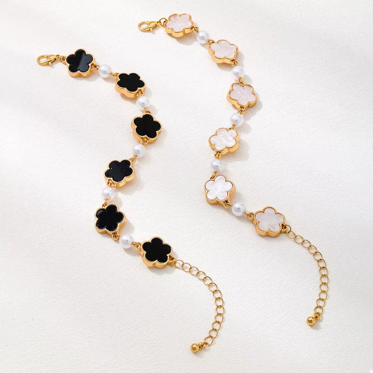 18k Gold-Plated Alloy Flower Bracelet OutfitFlow