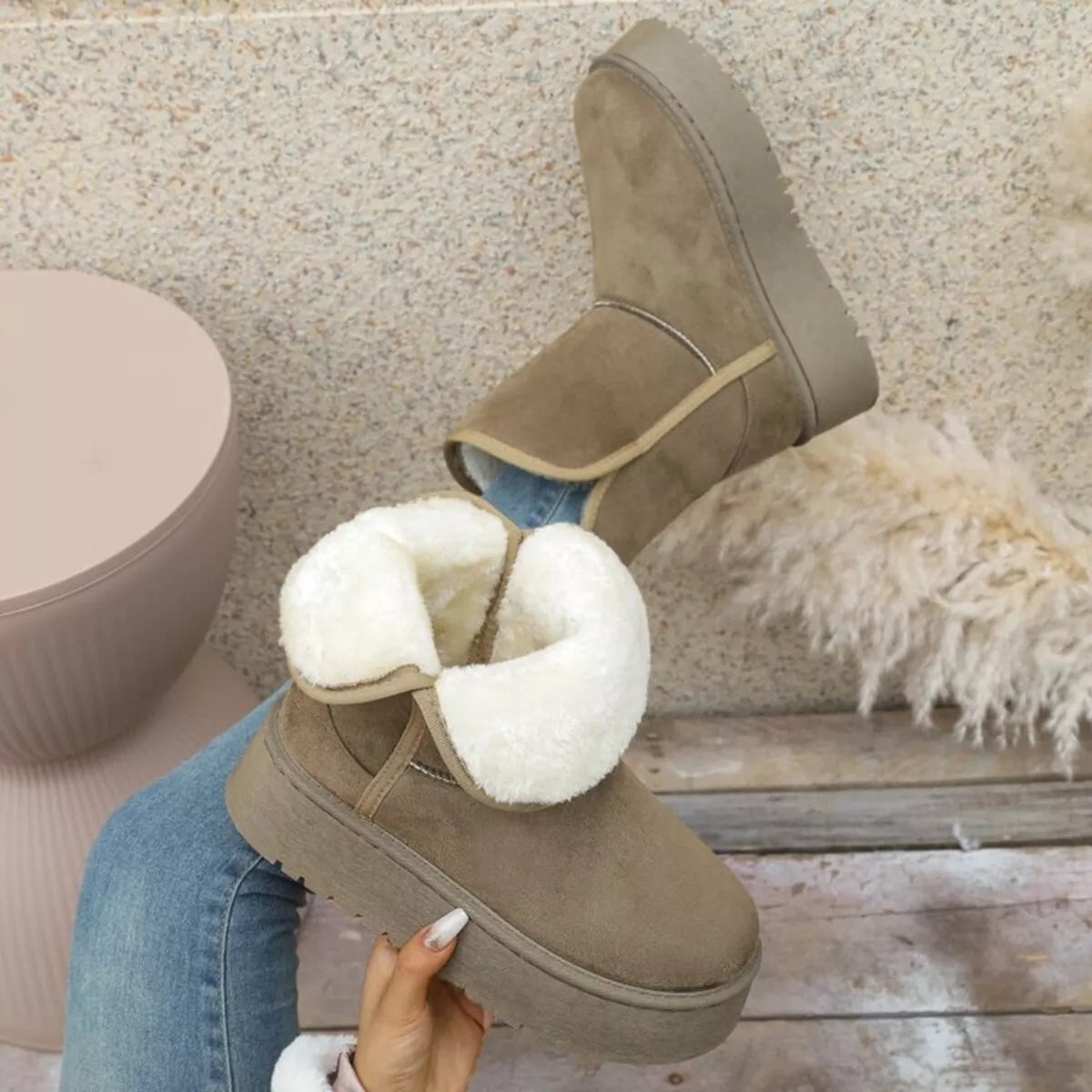 Round Toe Platform Boots OutfitFlow