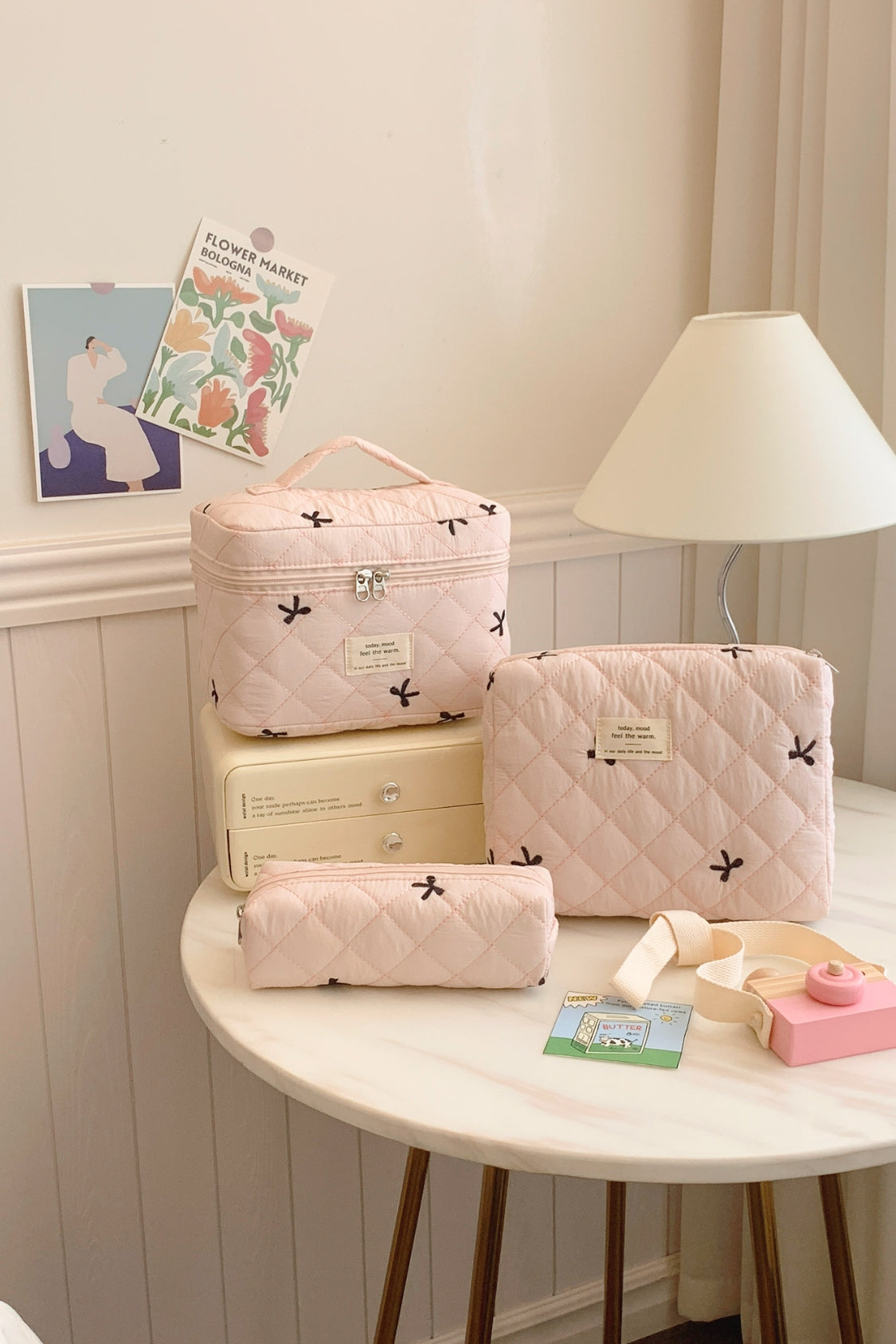 Outfit Flow - 3 Piece Bow Quilted Cloth Storage Bag Set