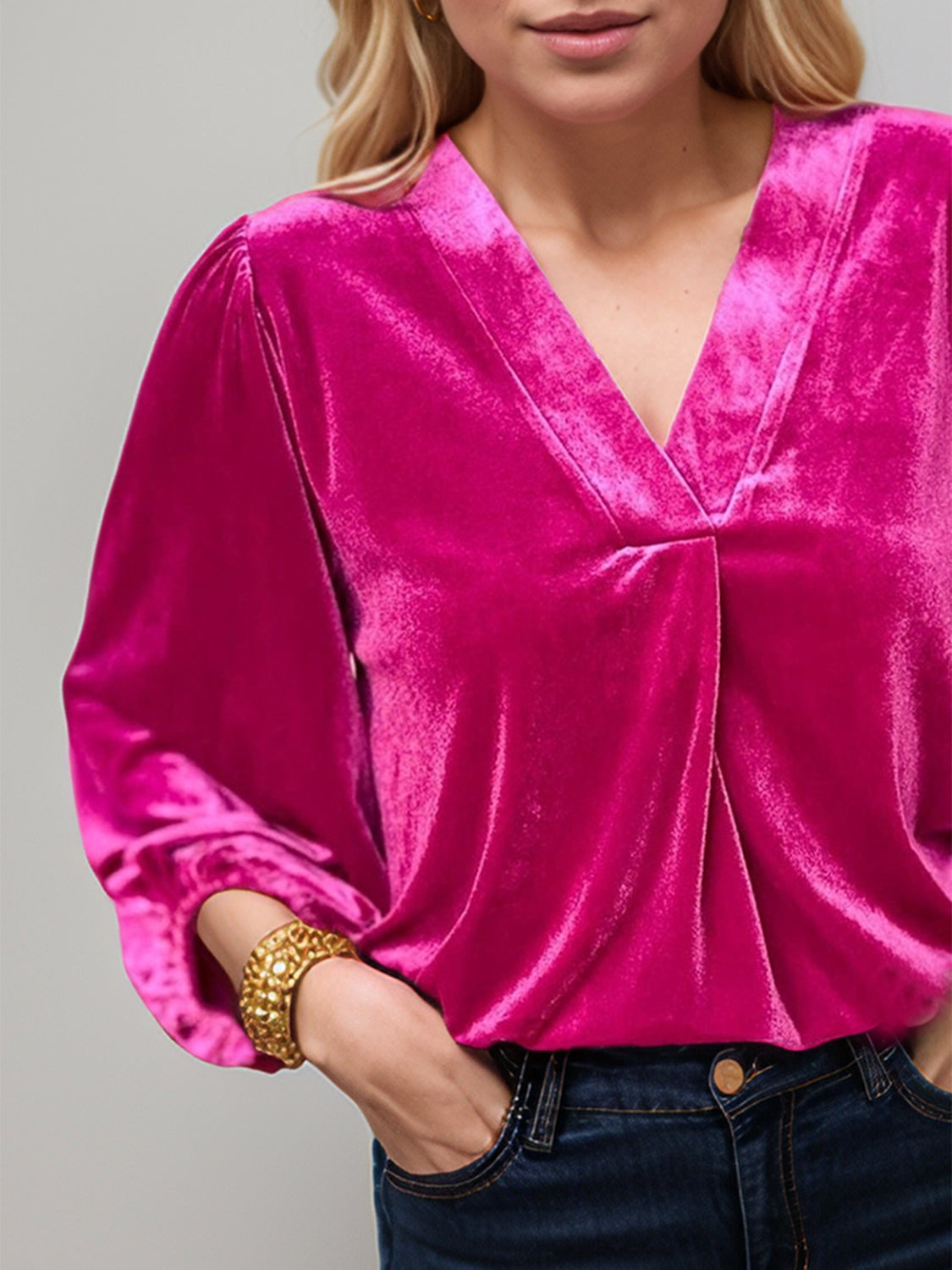 Outfit Flow - V-Neck Three-Quarter Sleeve Blouse