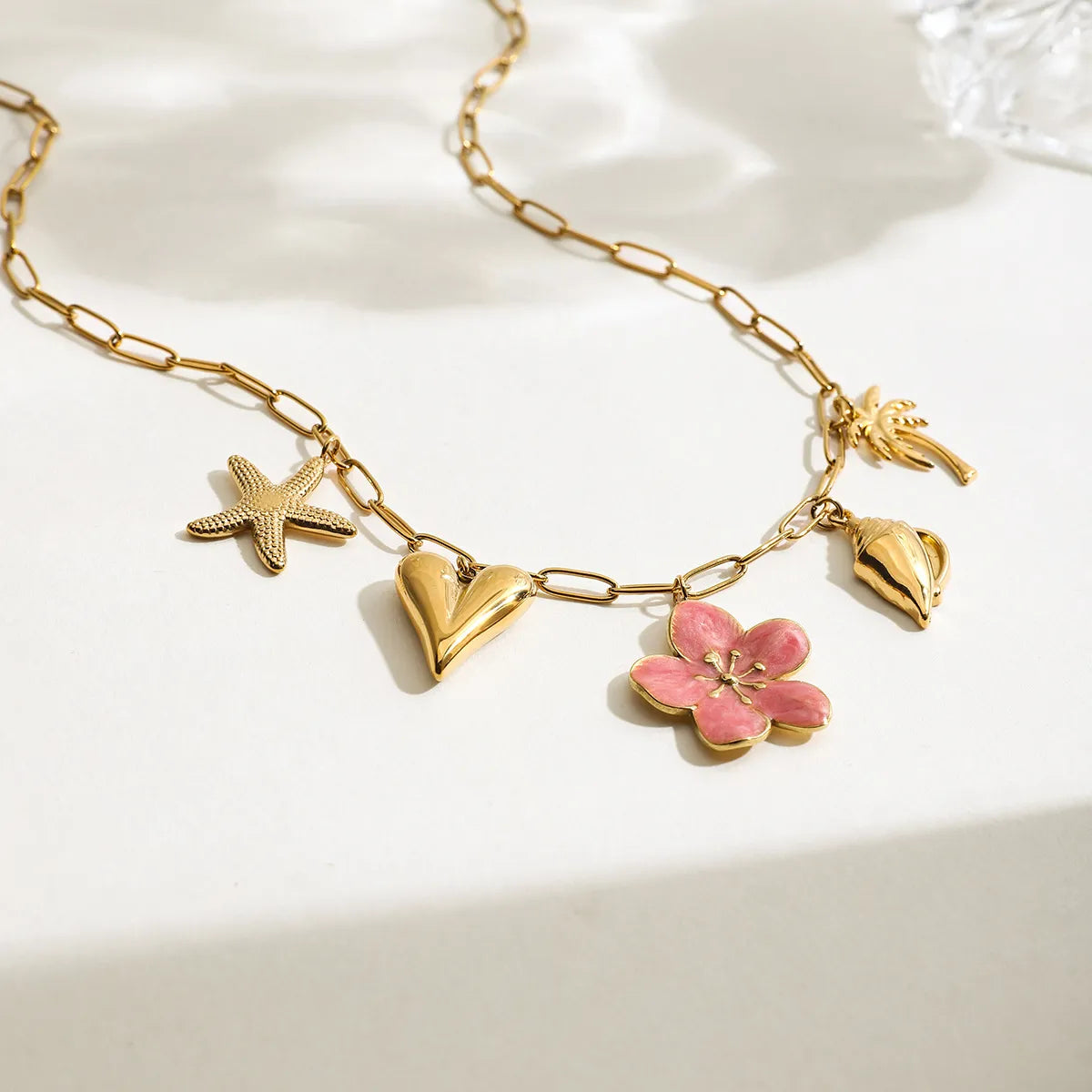 Beach Theme Pendant Necklace with Resin Flower OutfitFlow