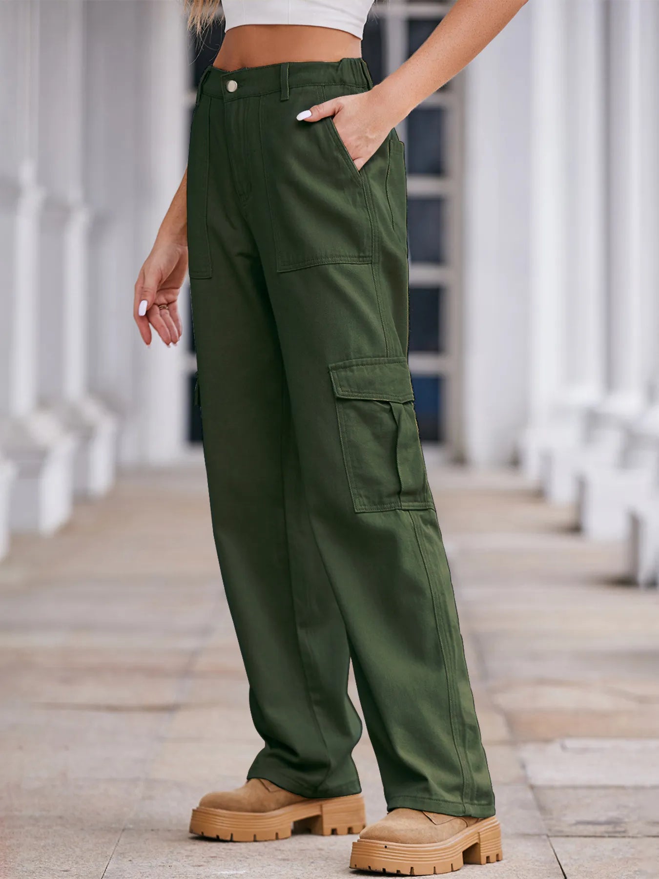 High-Waisted Cargo Jeans OutfitFlow