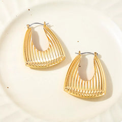 18K Gold-Plated Alloy Ribbed Triangular Hoop Earrings OutfitFlow