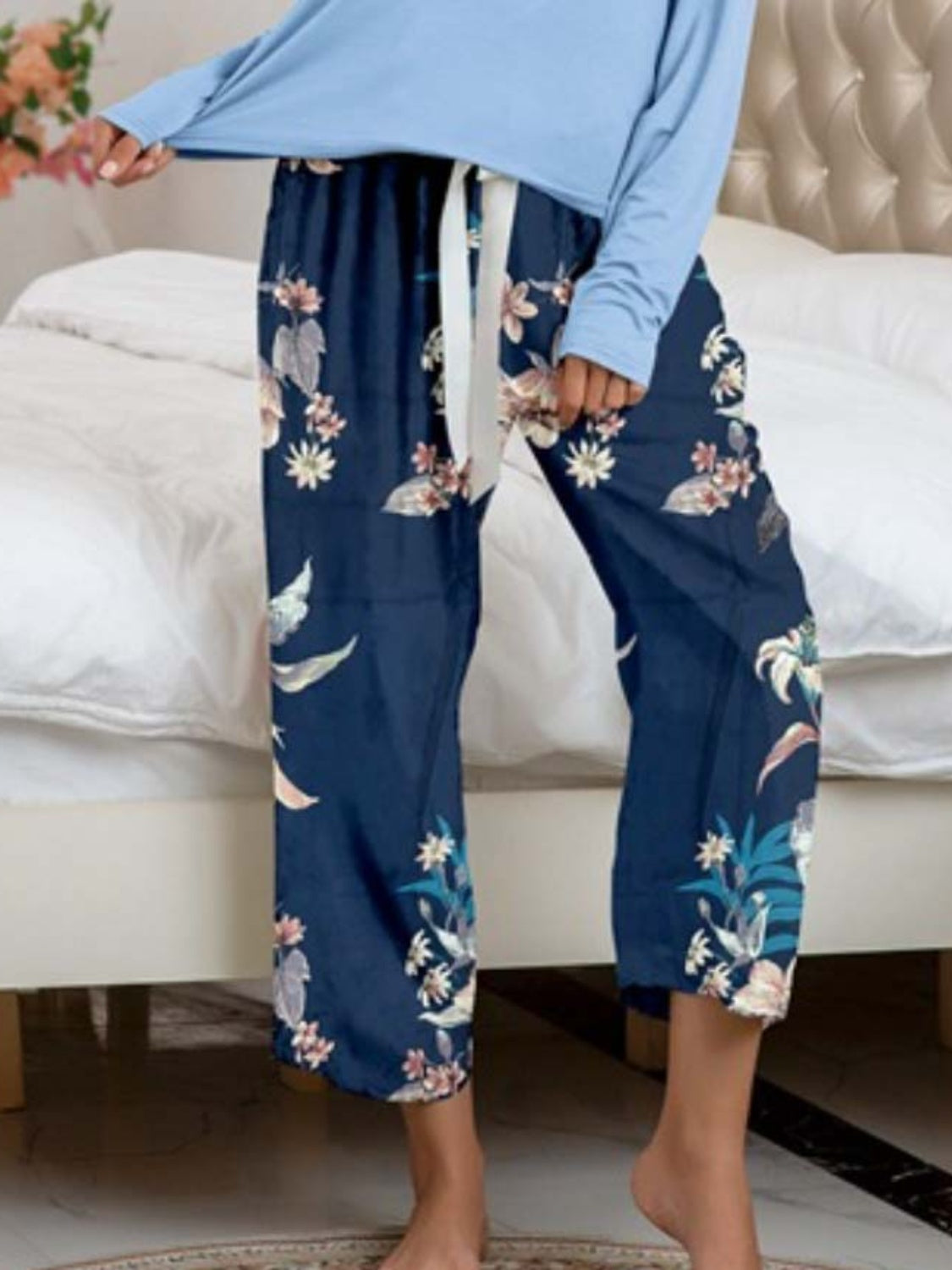 Outfit Flow - Round Neck Top and Printed Pants Lounge Set