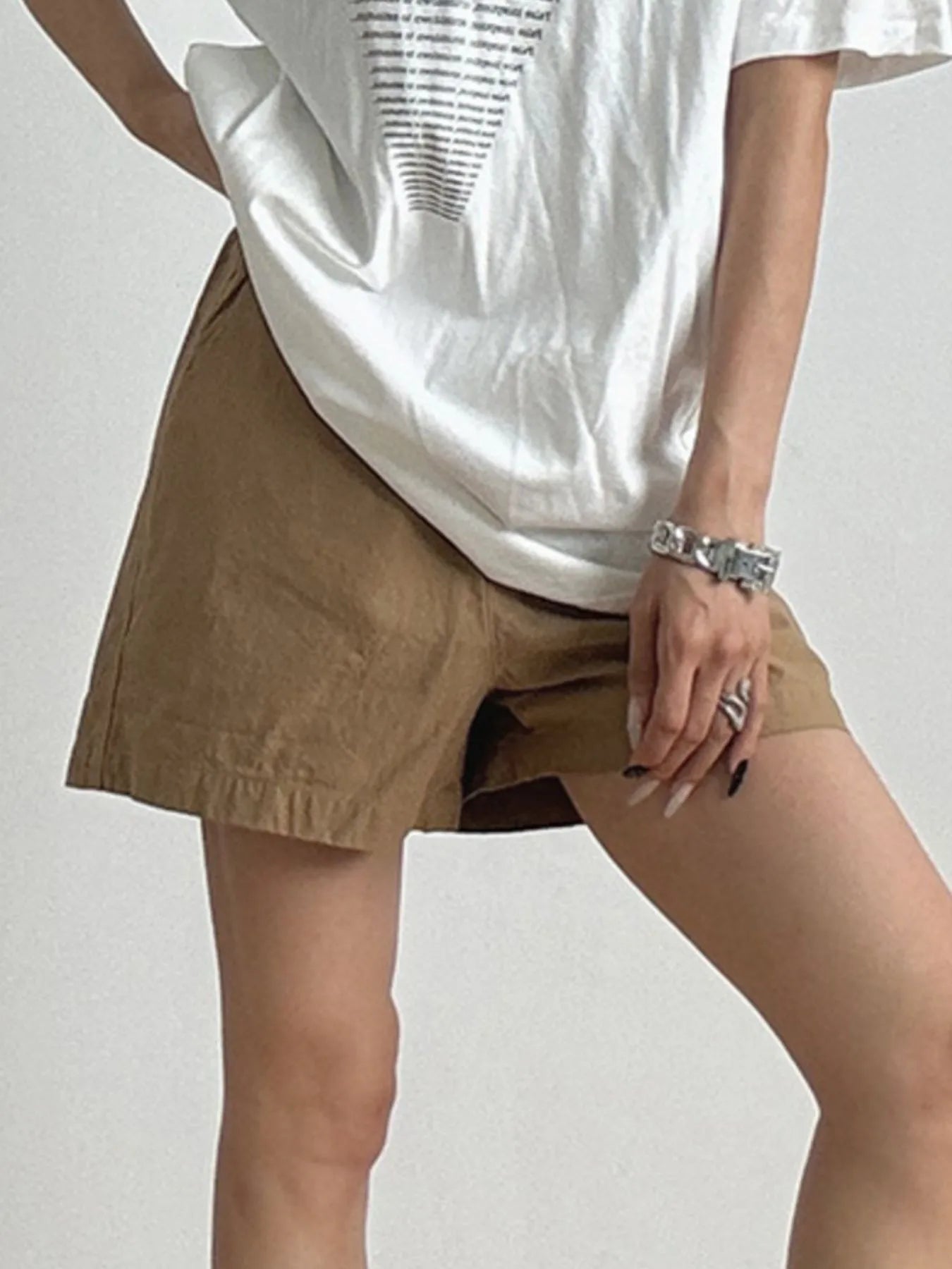 Elastic Waist Casual Shorts OutfitFlow