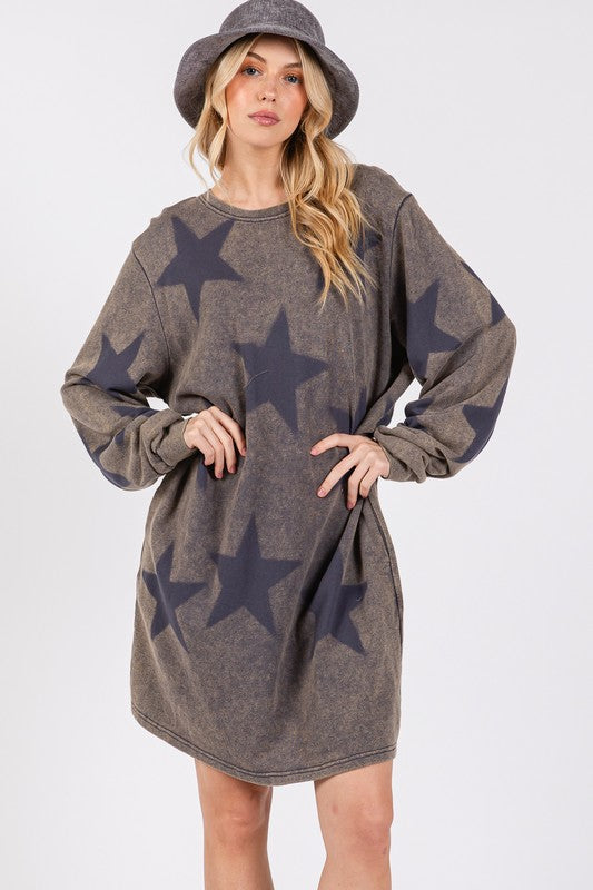 SAGE + FIG Washed Star Print Round Neck Dress OutfitFlow