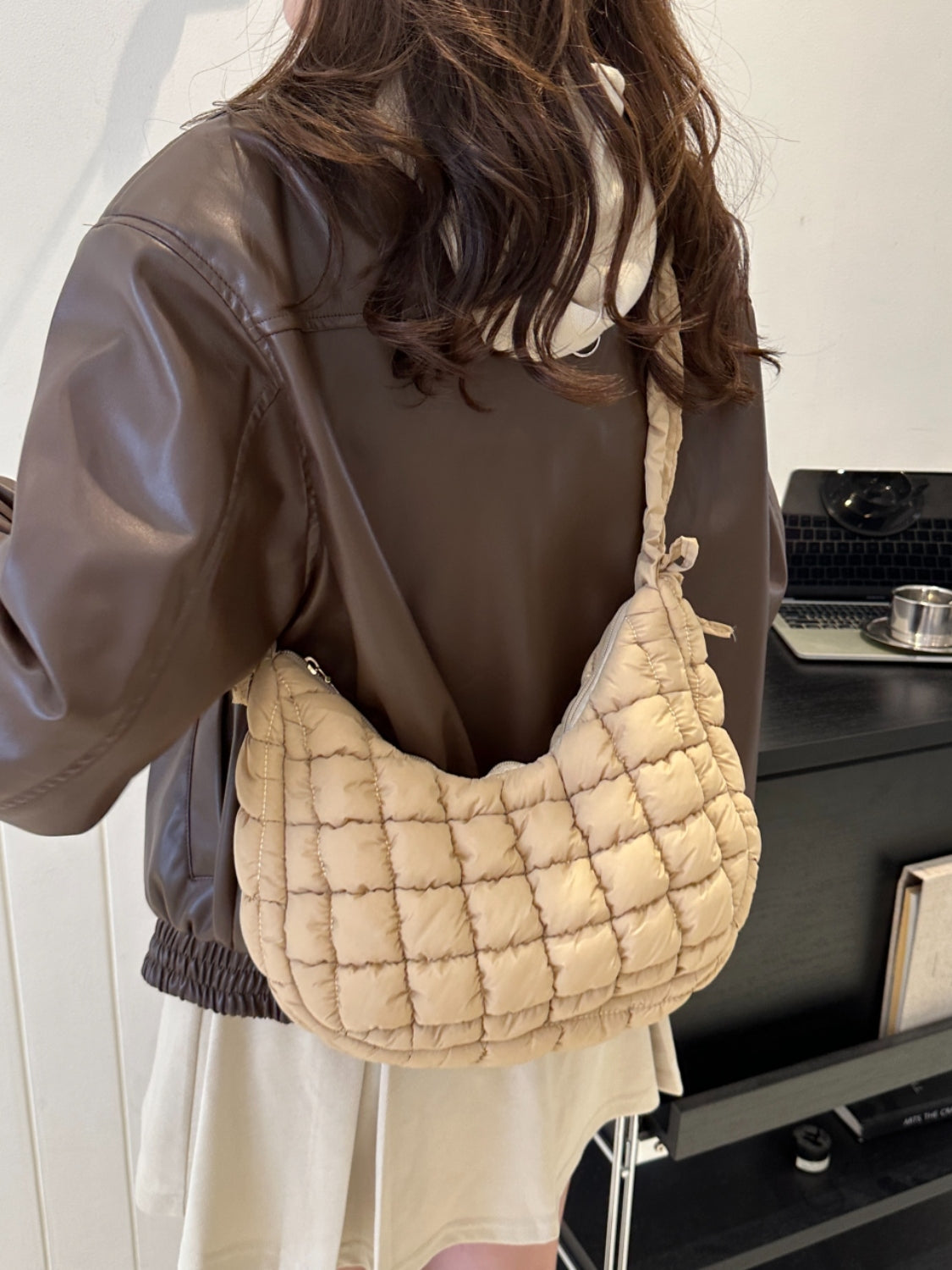 Outfit Flow - Bubble Texture Ruched Strap Quilted Shoulder Bag