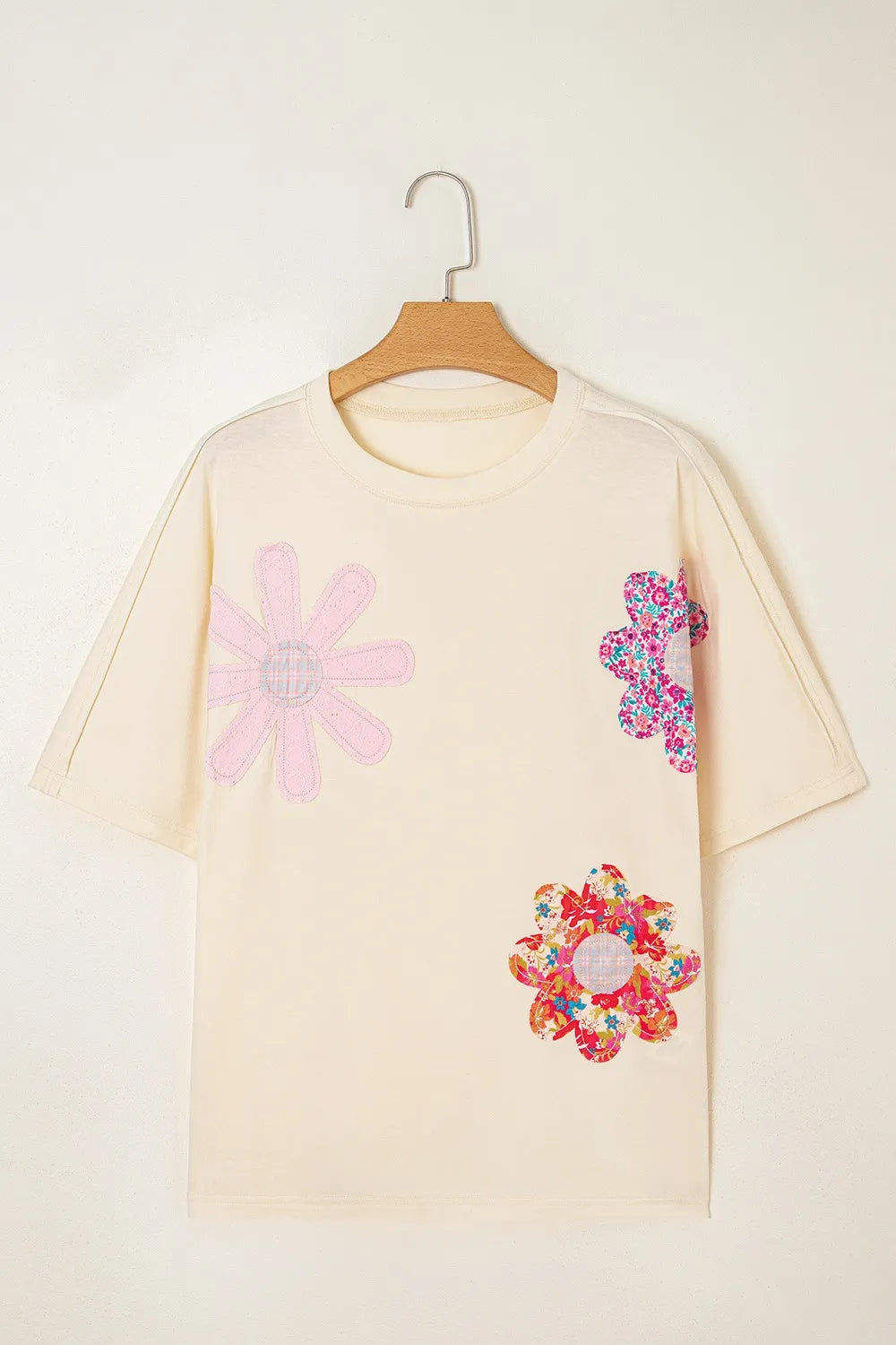 Flower Patched Exposed Stitching Trim Crew Neck Loose Tee OutfitFlow