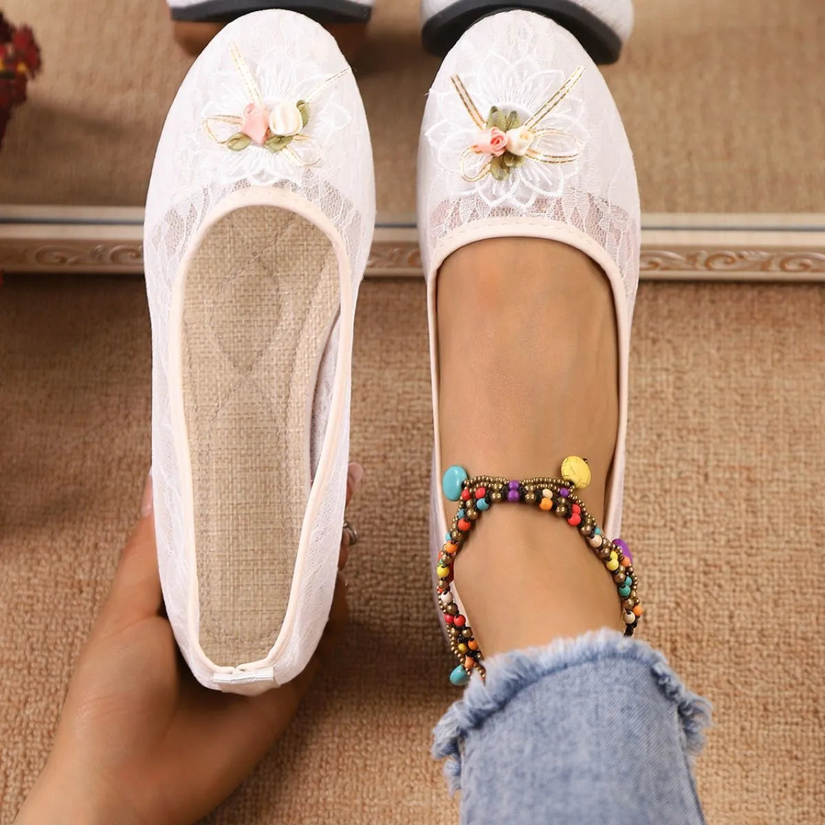 Round Toe Flats Slip-Ons OutfitFlow