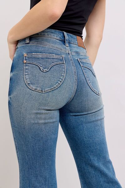 Judy Blue MR Tummy Control Vintage Wash Jeans OutfitFlow
