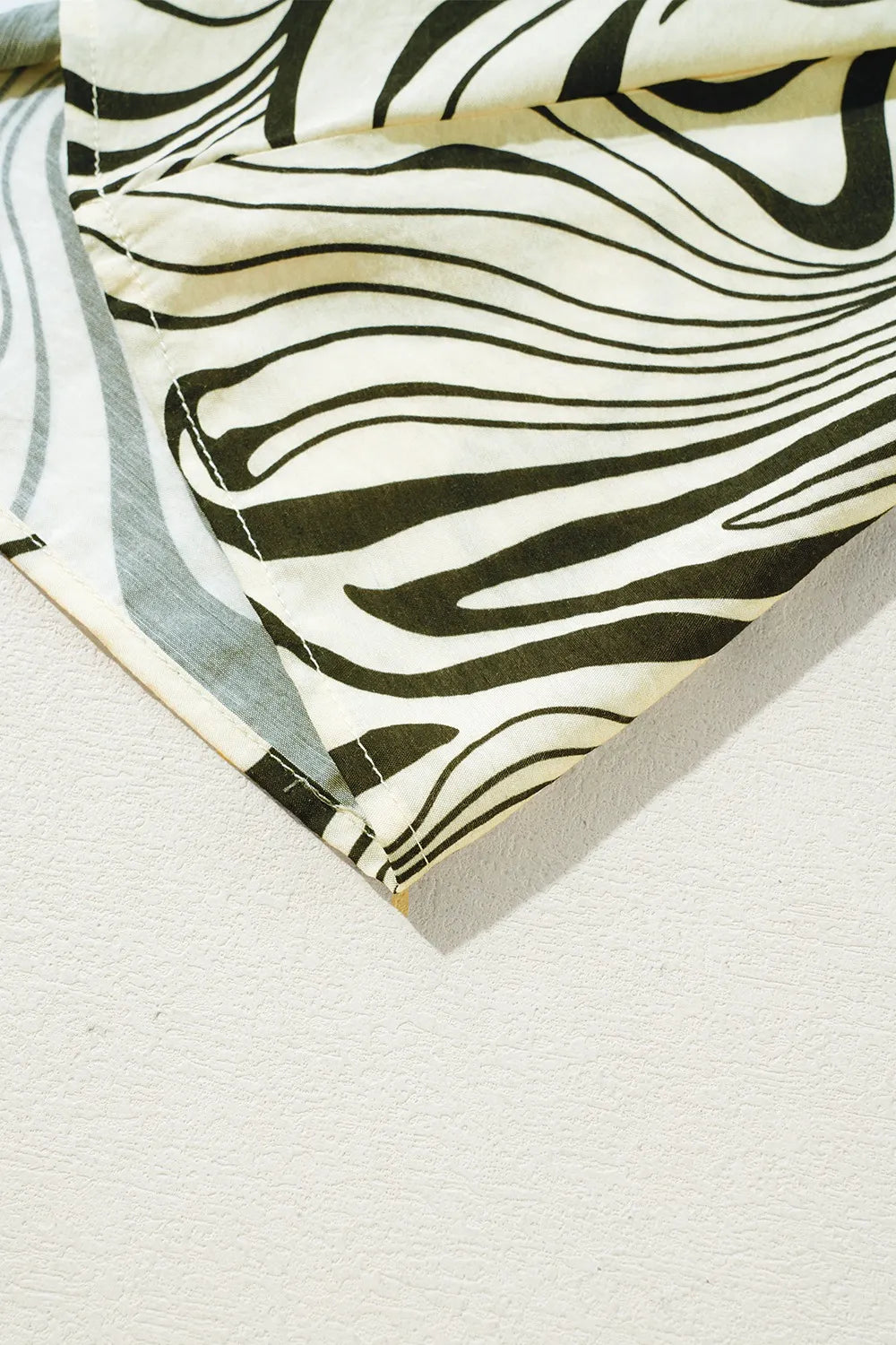 Zebra Stripe Print Contrast V-Neck Ricrac Detail Short Sleeve Blouse Top OutfitFlow