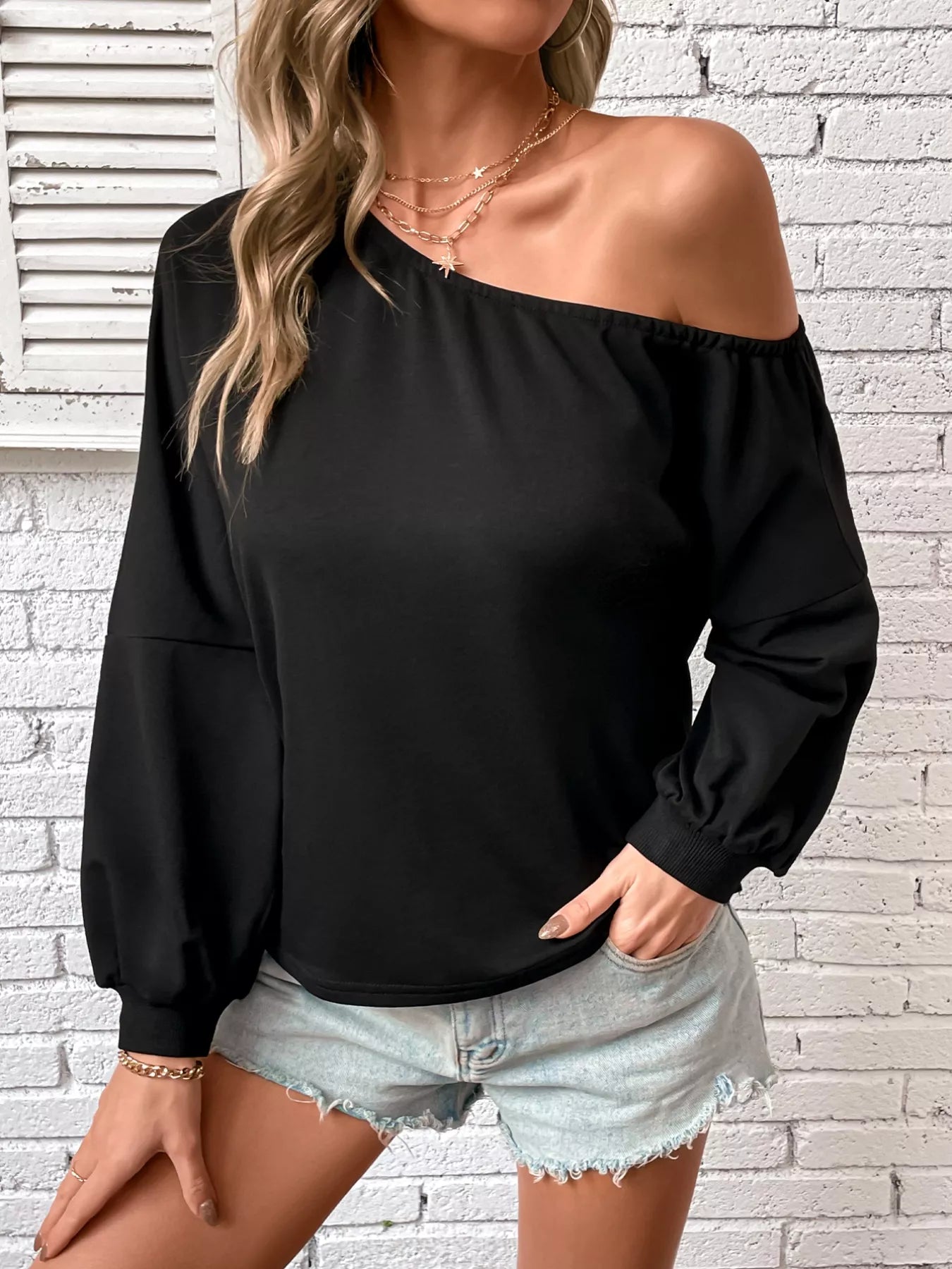 One-Shoulder Long Sleeve Casual Sweatshirt OutfitFlow