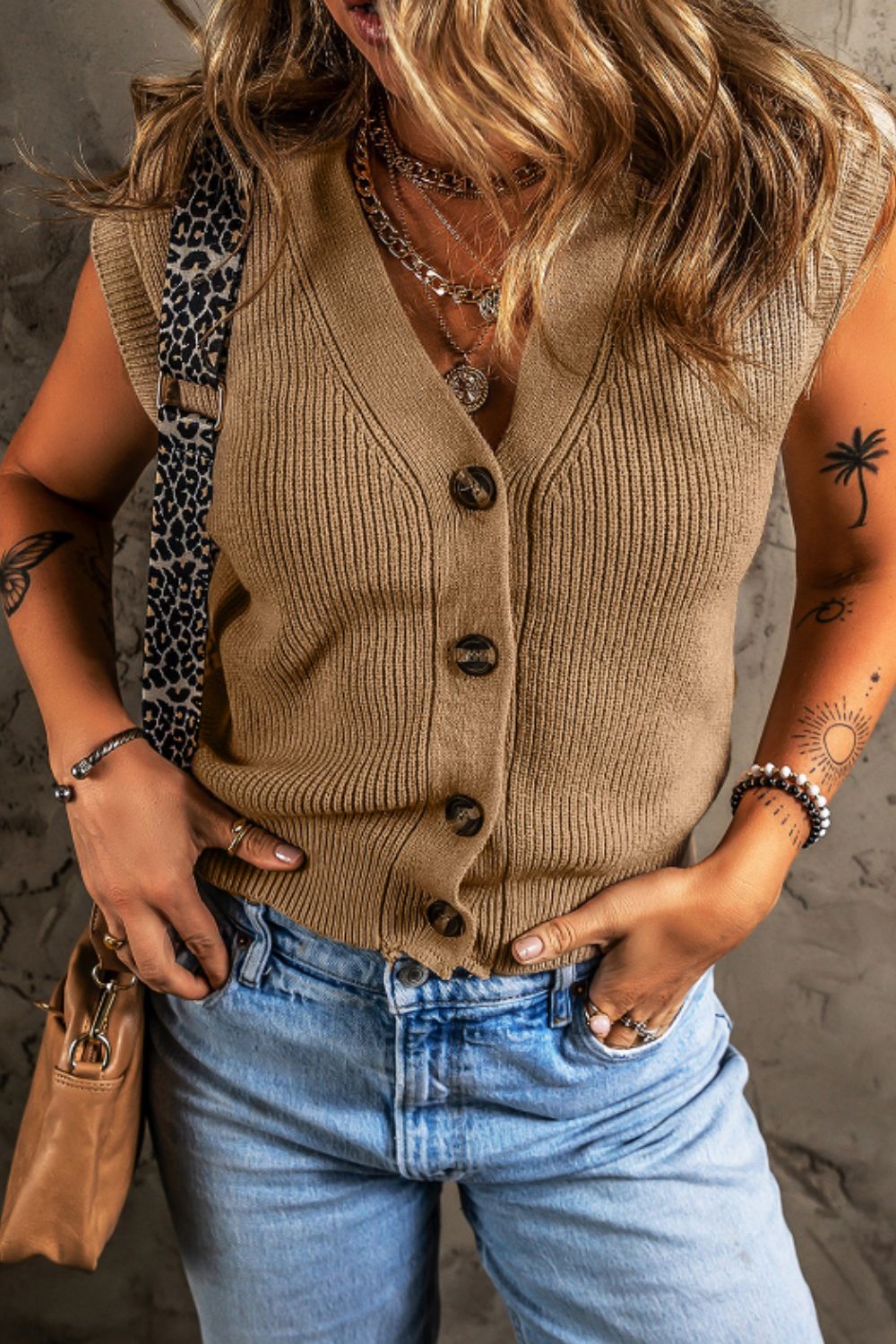 Outfit Flow - Button Up V-Neck Sweater Vest