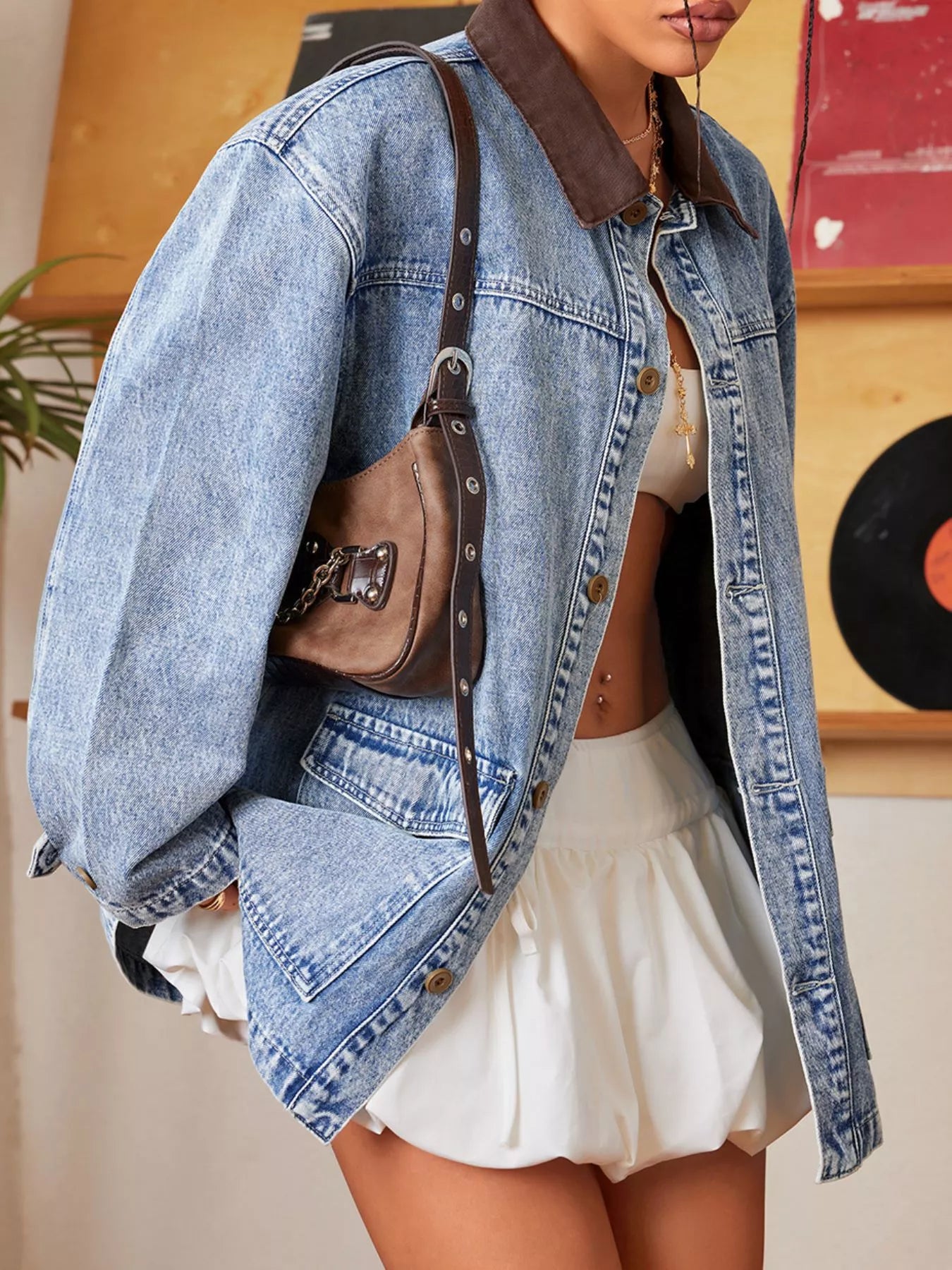 Vintage Wash Denim Jacket with Contrast Collar OutfitFlow