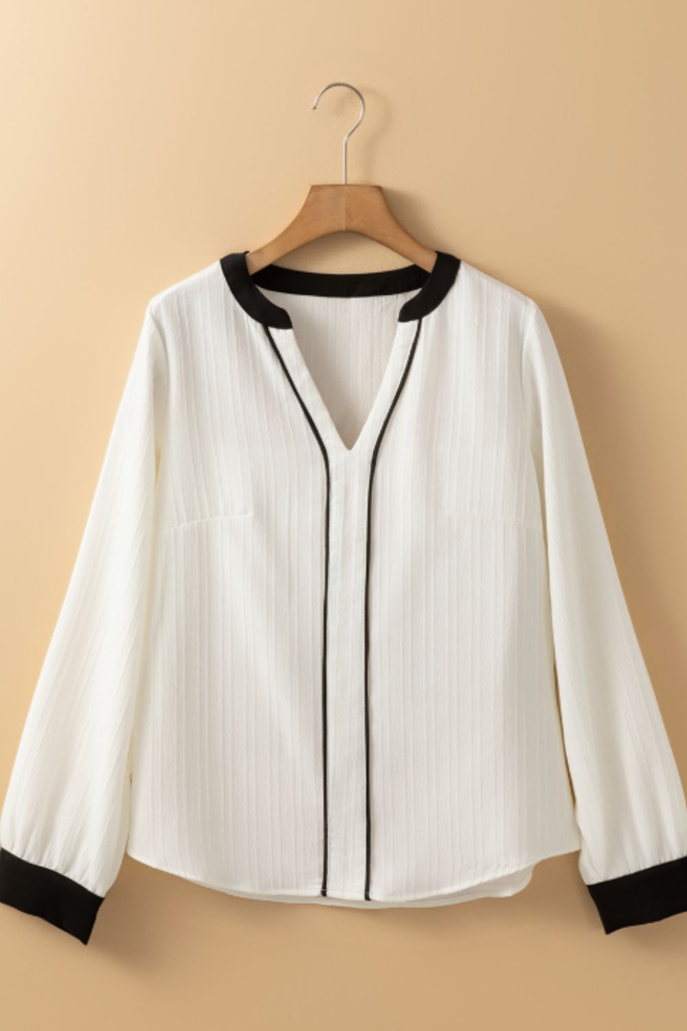 Outfit Flow - Contrast Notched Long Sleeve Blouse