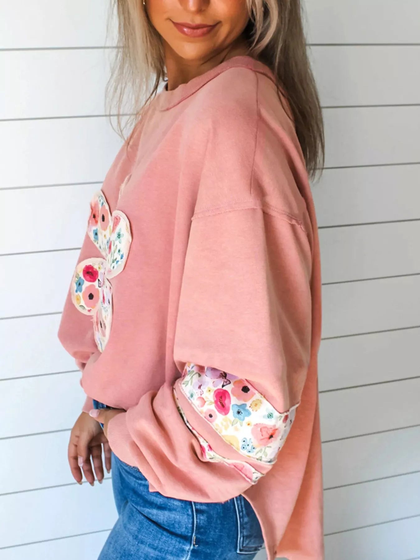 Plus Size Floral Applique Drop Shoulder Sweatshirt OutfitFlow