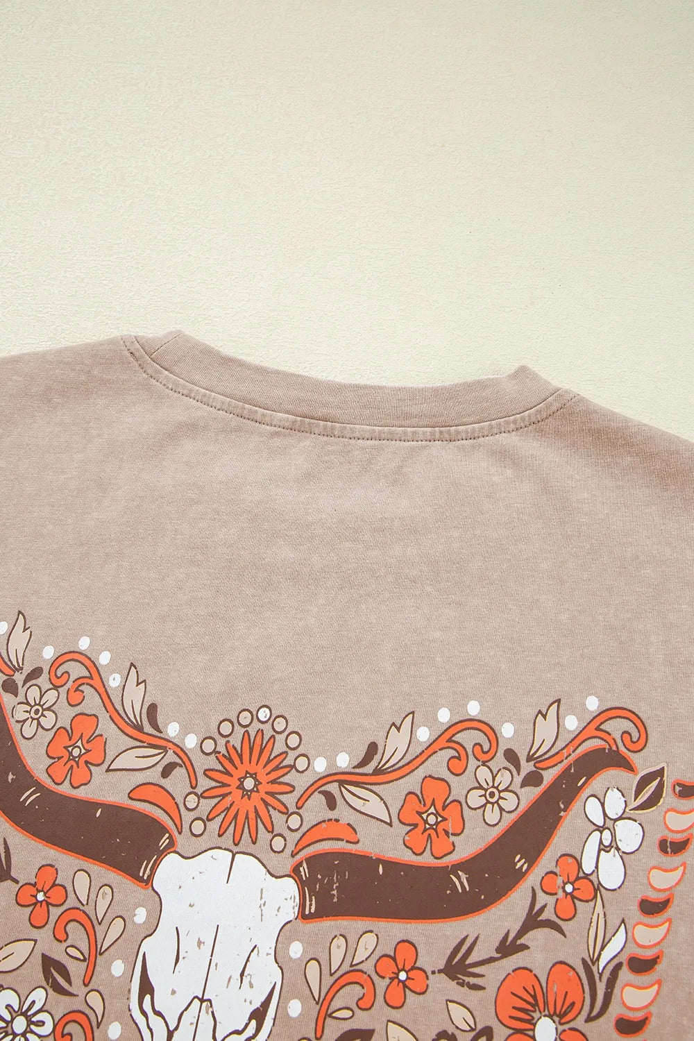 Mineral Wash Floral Steer Head Printed Back Western Fashion Tee OutfitFlow