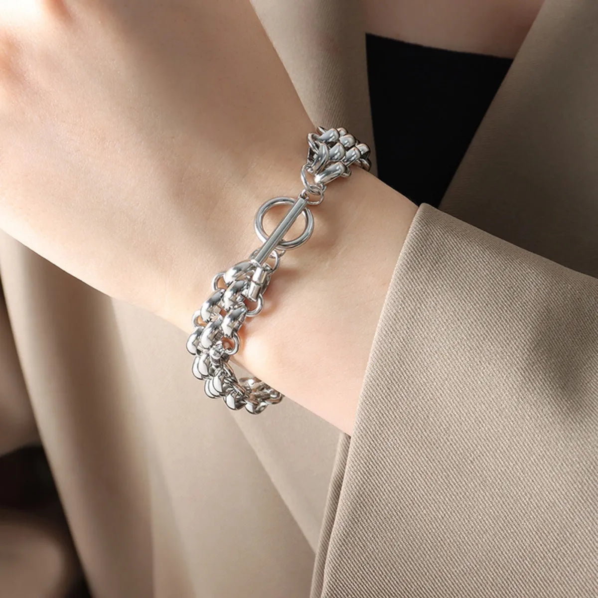 Gold Chain Link Jewelry Set with Necklace and Bracelet OutfitFlow