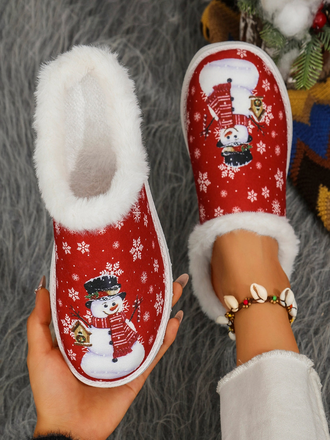 Outfit Flow - Snowman Print Flat Slippers with Faux Fur