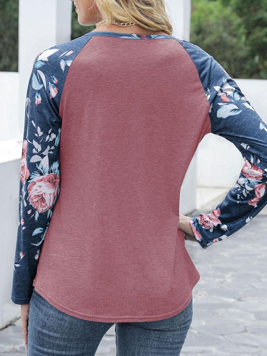 Outfit Flow - V-Neck Floral Long Sleeve T-Shirt