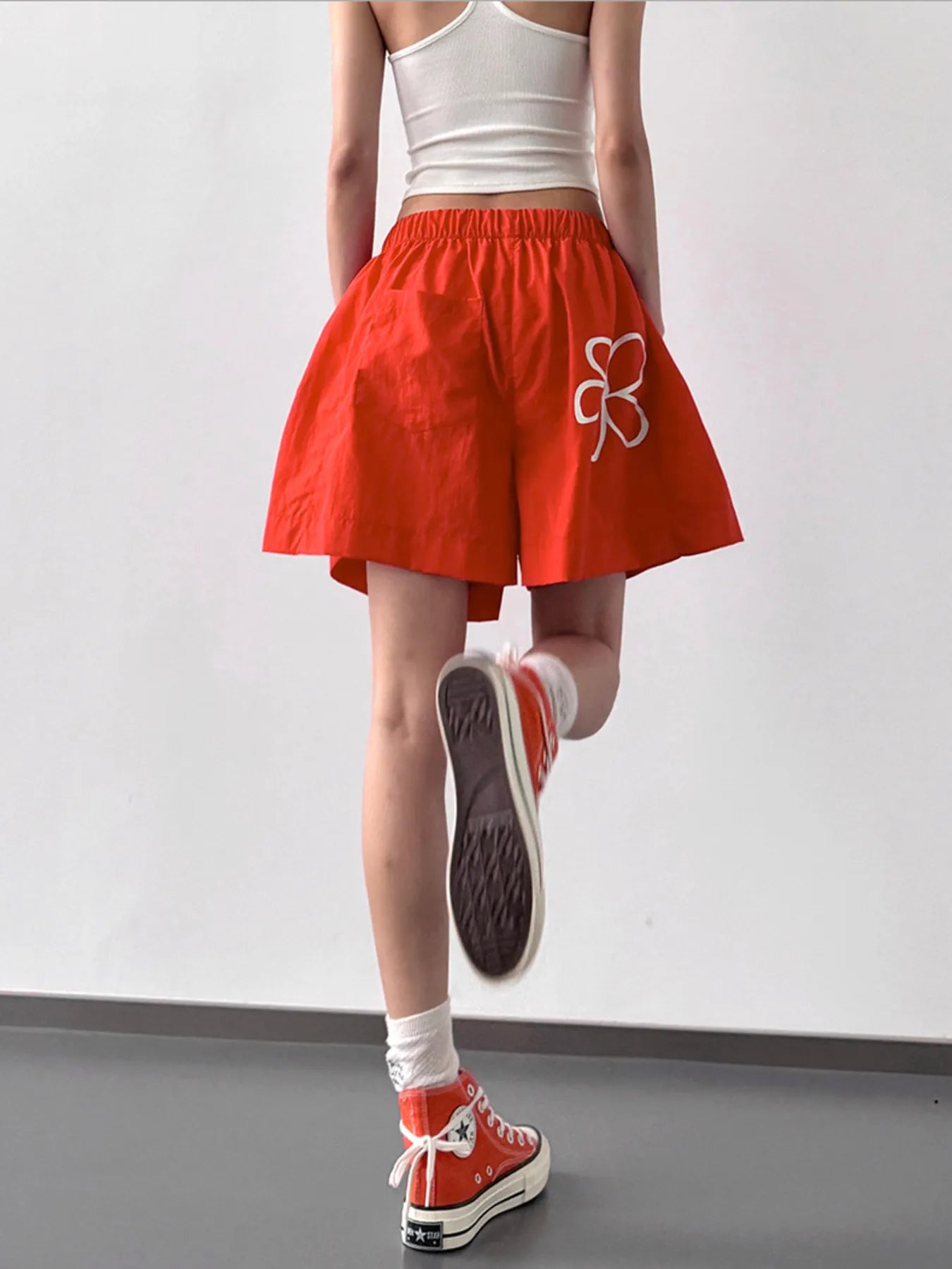 Elastic Waist Shorts OutfitFlow
