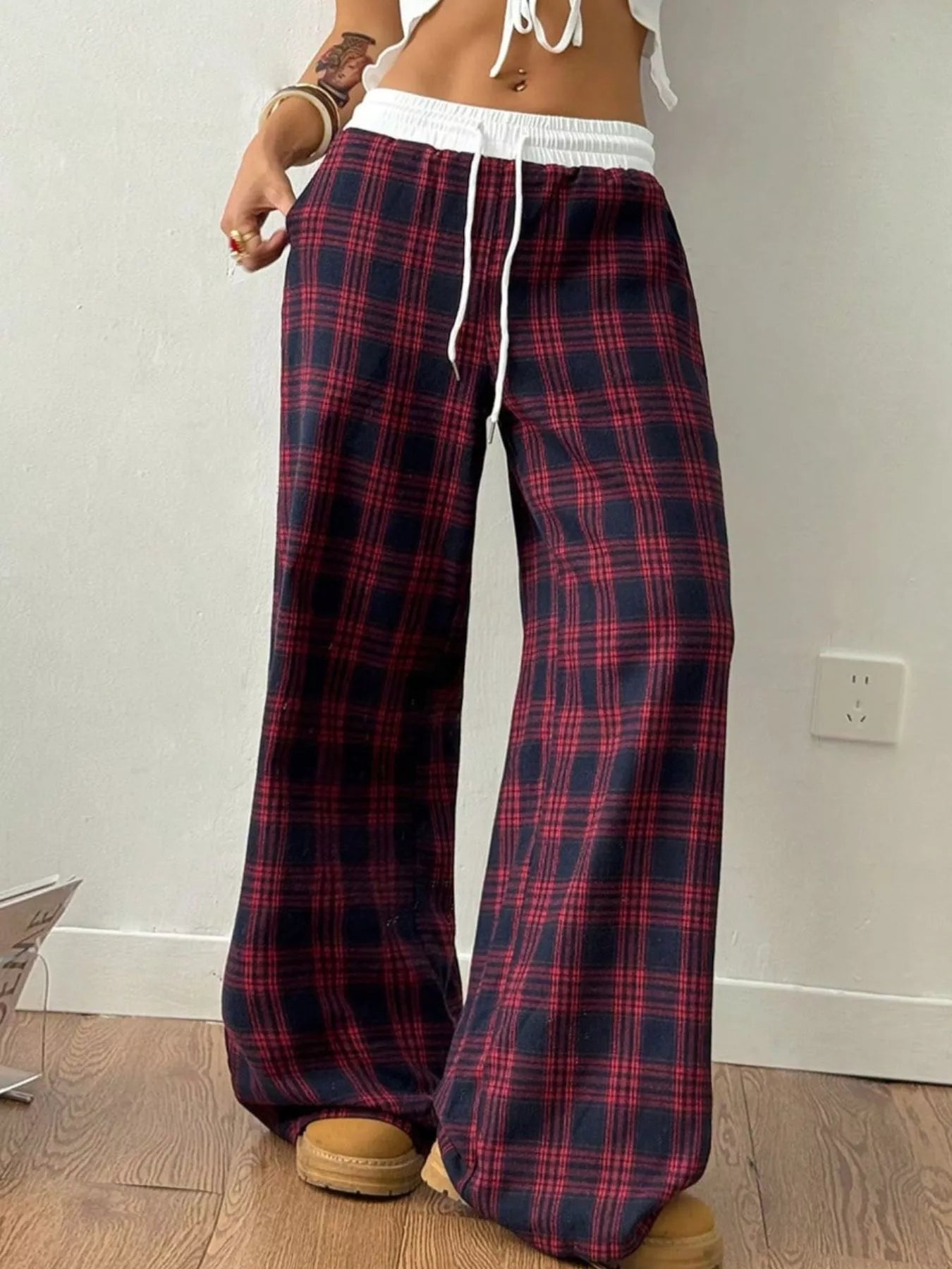 Plaid Wide-Leg Pants with Elastic Waistband OutfitFlow
