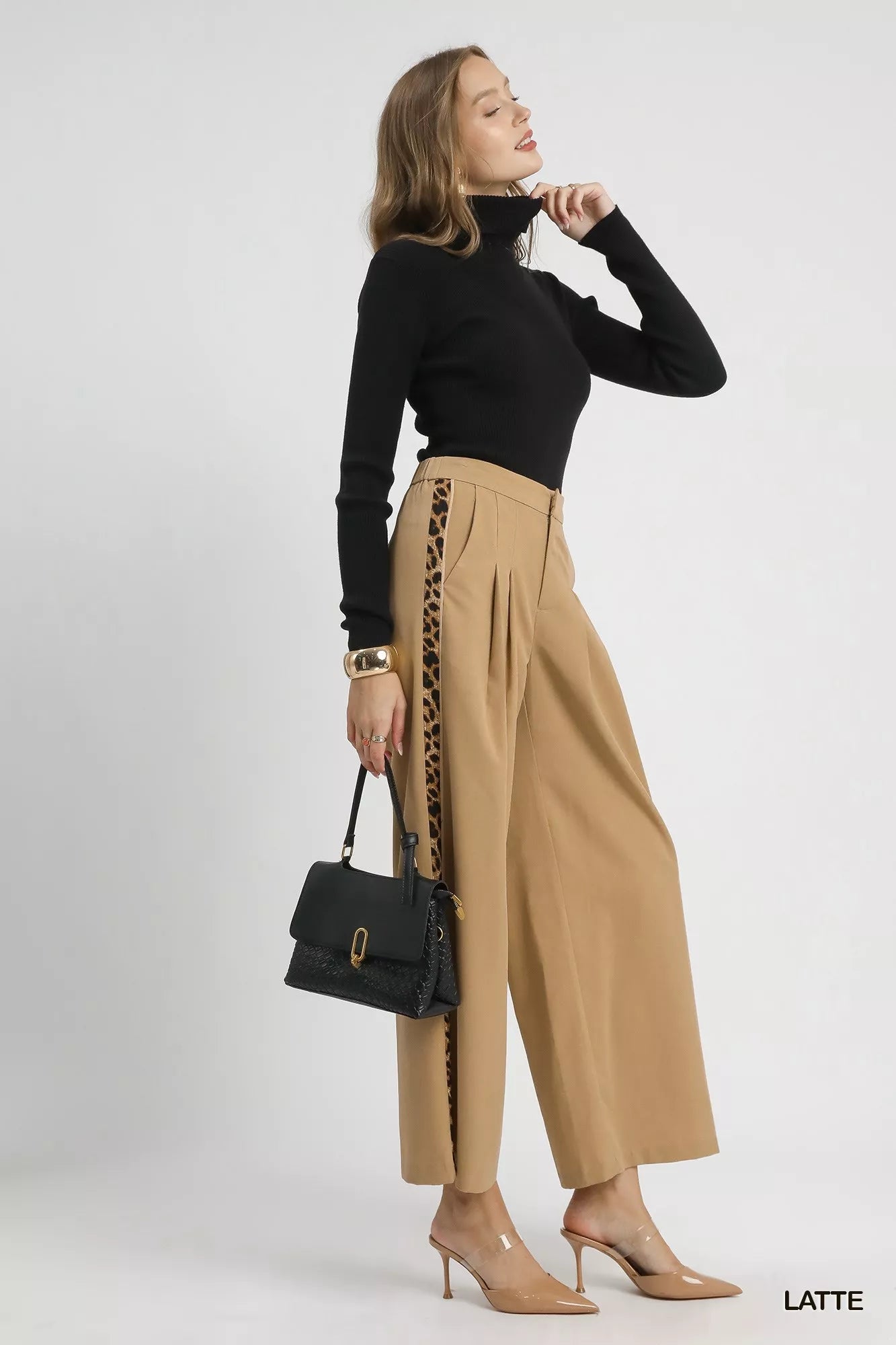 Umgee Front Pleated Wide-Leg Pants with Contrast Trim Trendsi