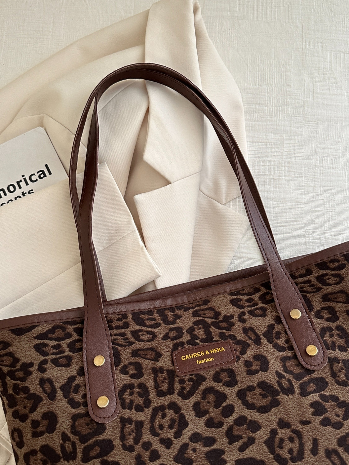 Outfit Flow - Leopard Polyester Tote Bag