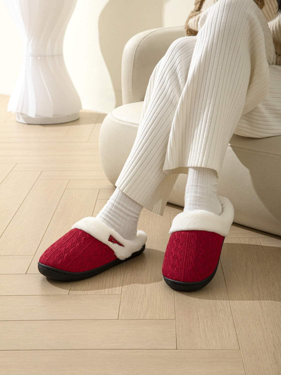 Outfit Flow - Horn Buckle Furry Texture Flat Slippers