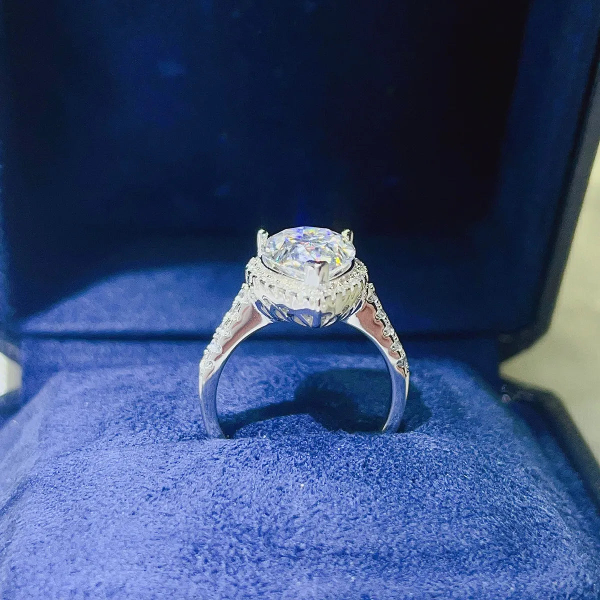 2 Carat Moissanite 925 Sterling Silver Ring OutfitFlow
