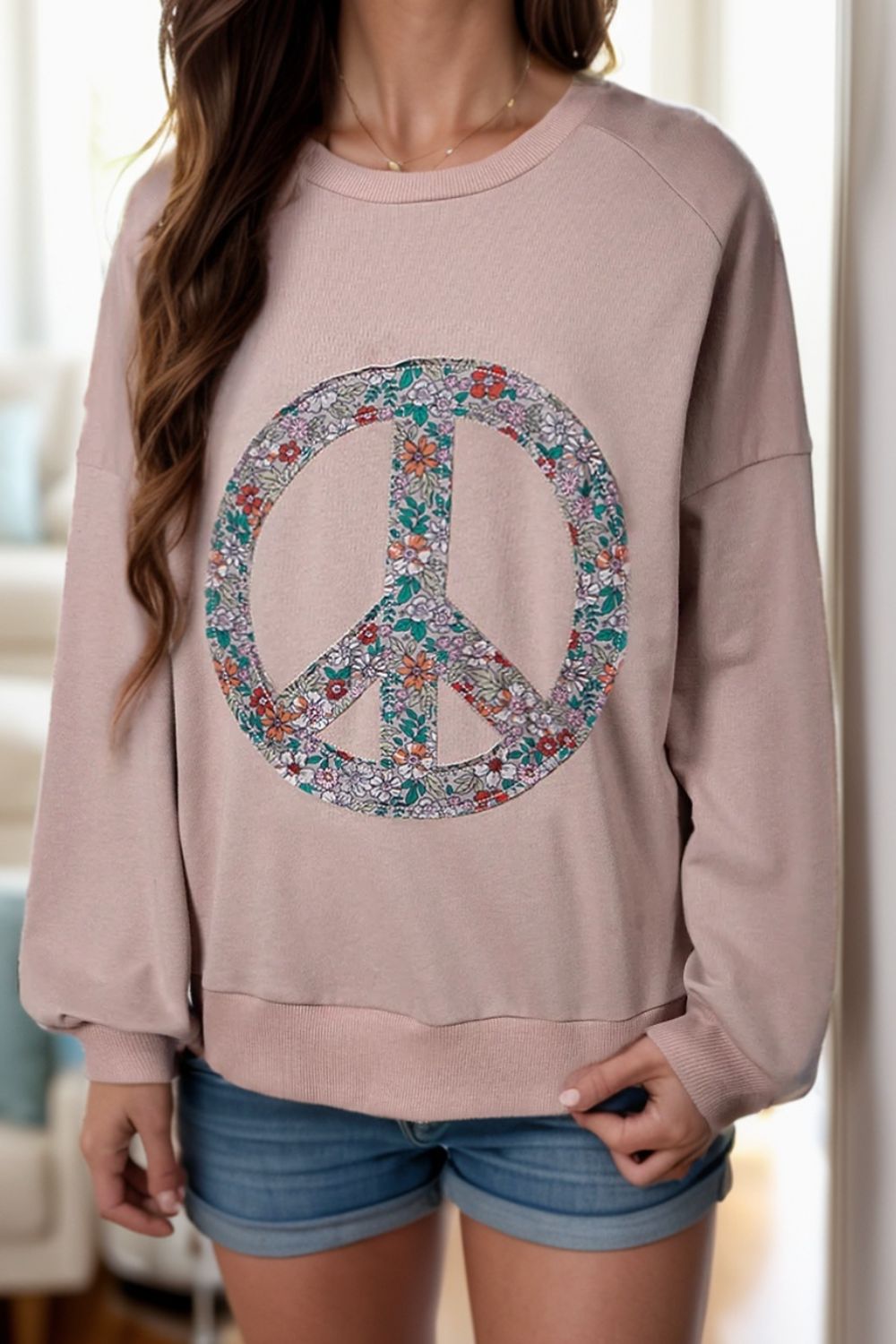 Outfit Flow - Peace Sign Applique Long Sleeve Sweatshirt