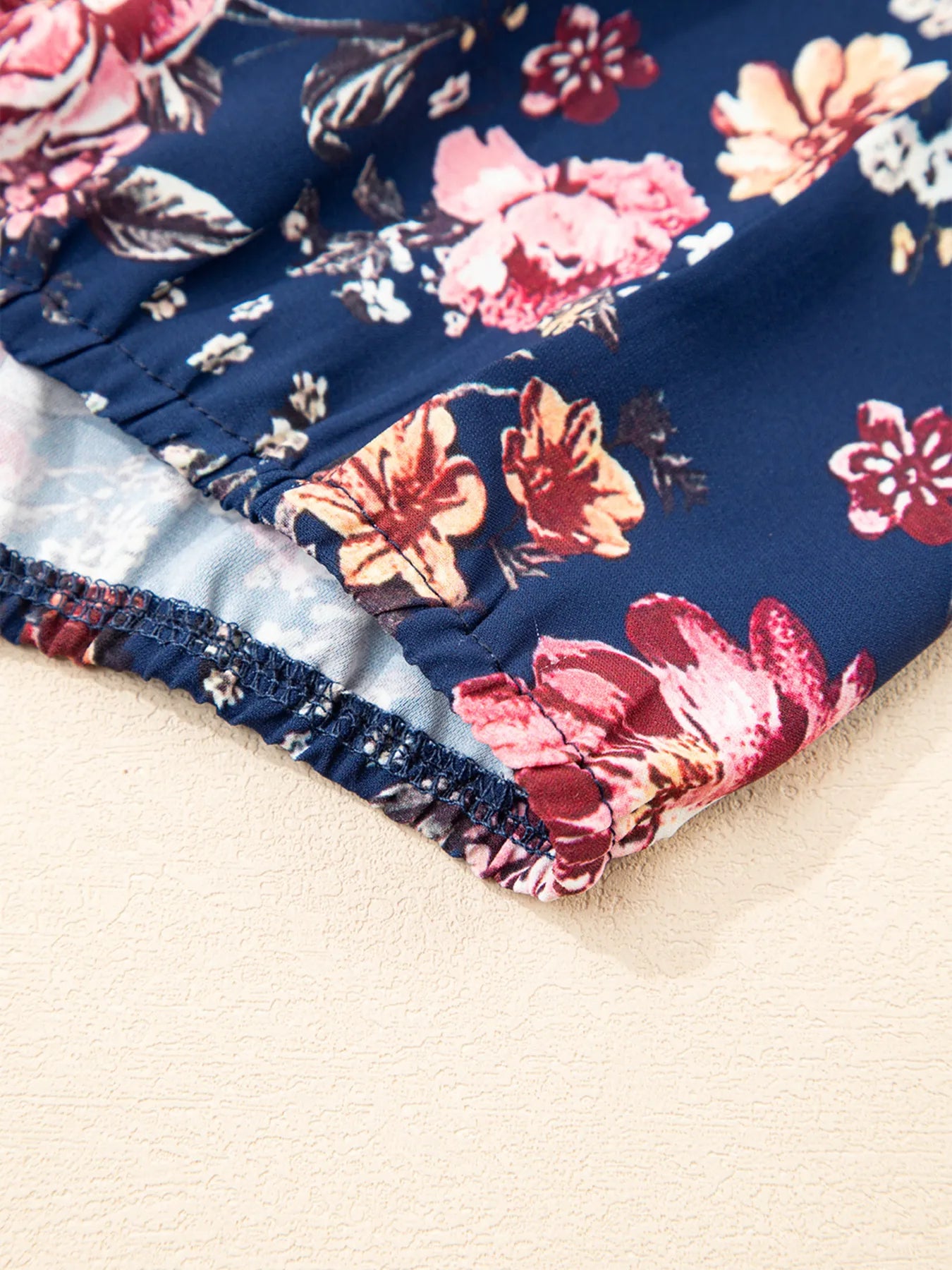 Floral Short Sleeve Scoop Neck Casual Blouse OutfitFlow