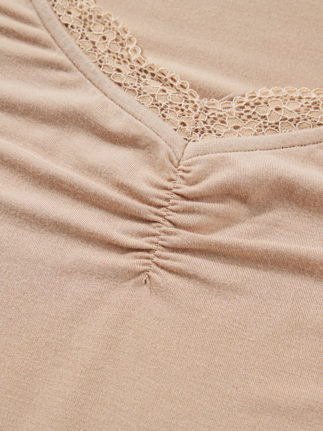 Lace-Trimmed Ruched Detail Long Sleeve T-Shirt OutfitFlow