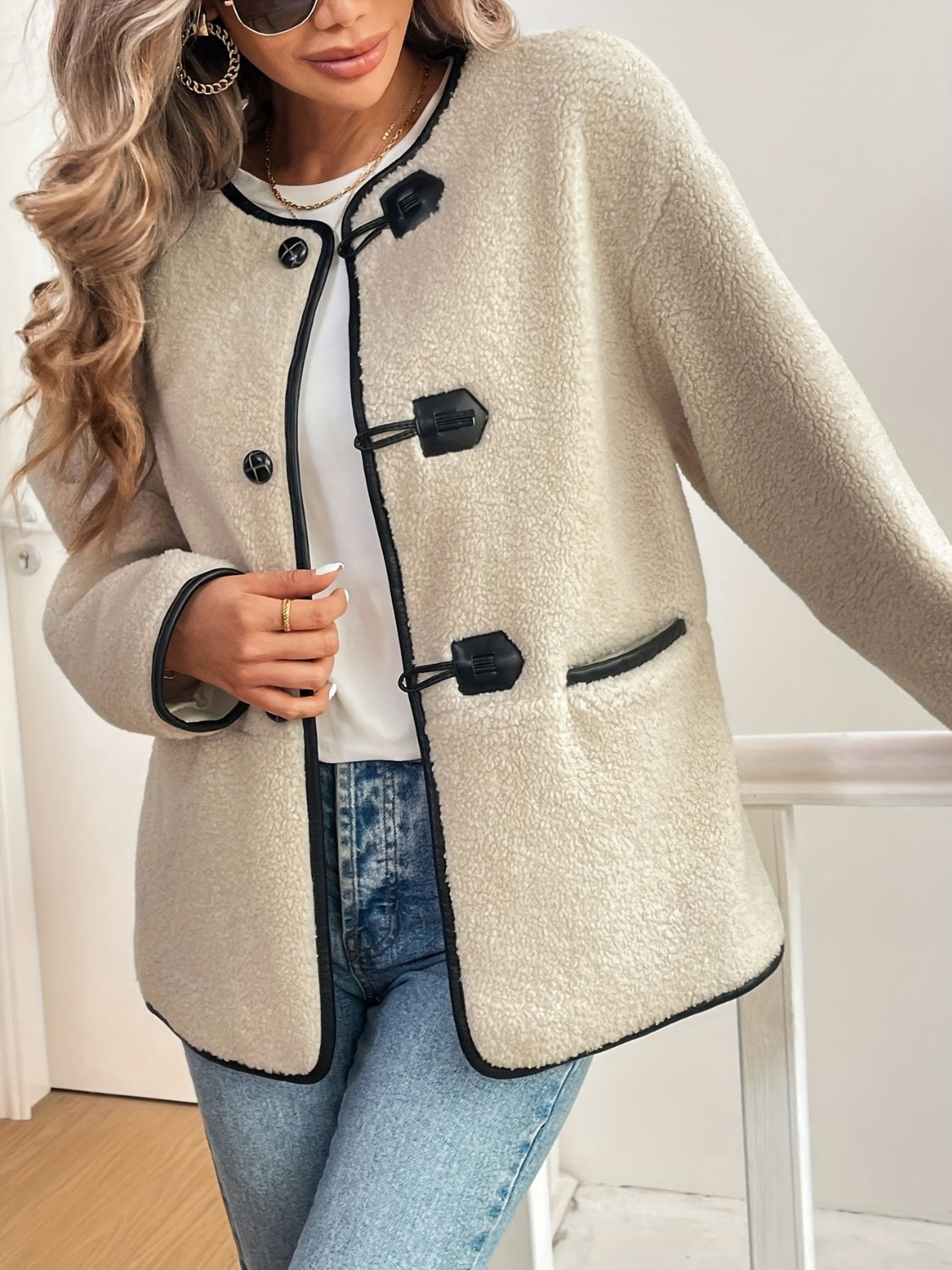 Outfit Flow - Contrast Trim Drop Shoulder Plush Coat