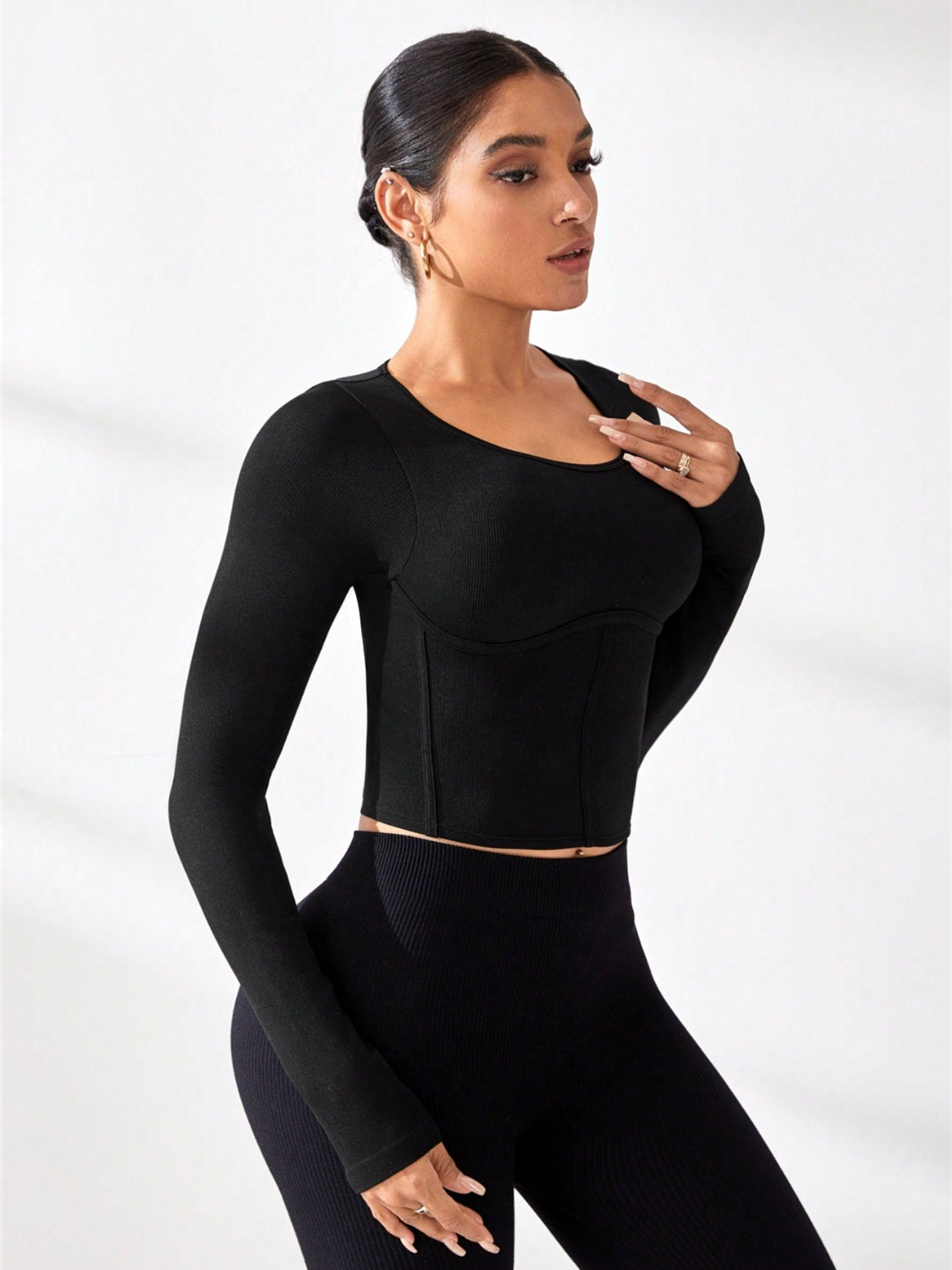 Round Neck Long Sleeve Active T-Shirt OutfitFlow