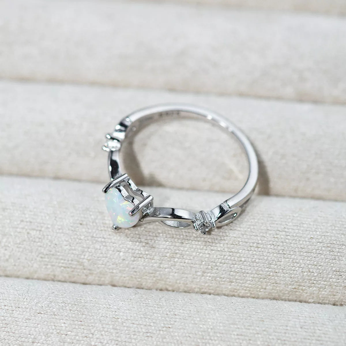 925 Sterling Silver Zircon Heart Ring OutfitFlow