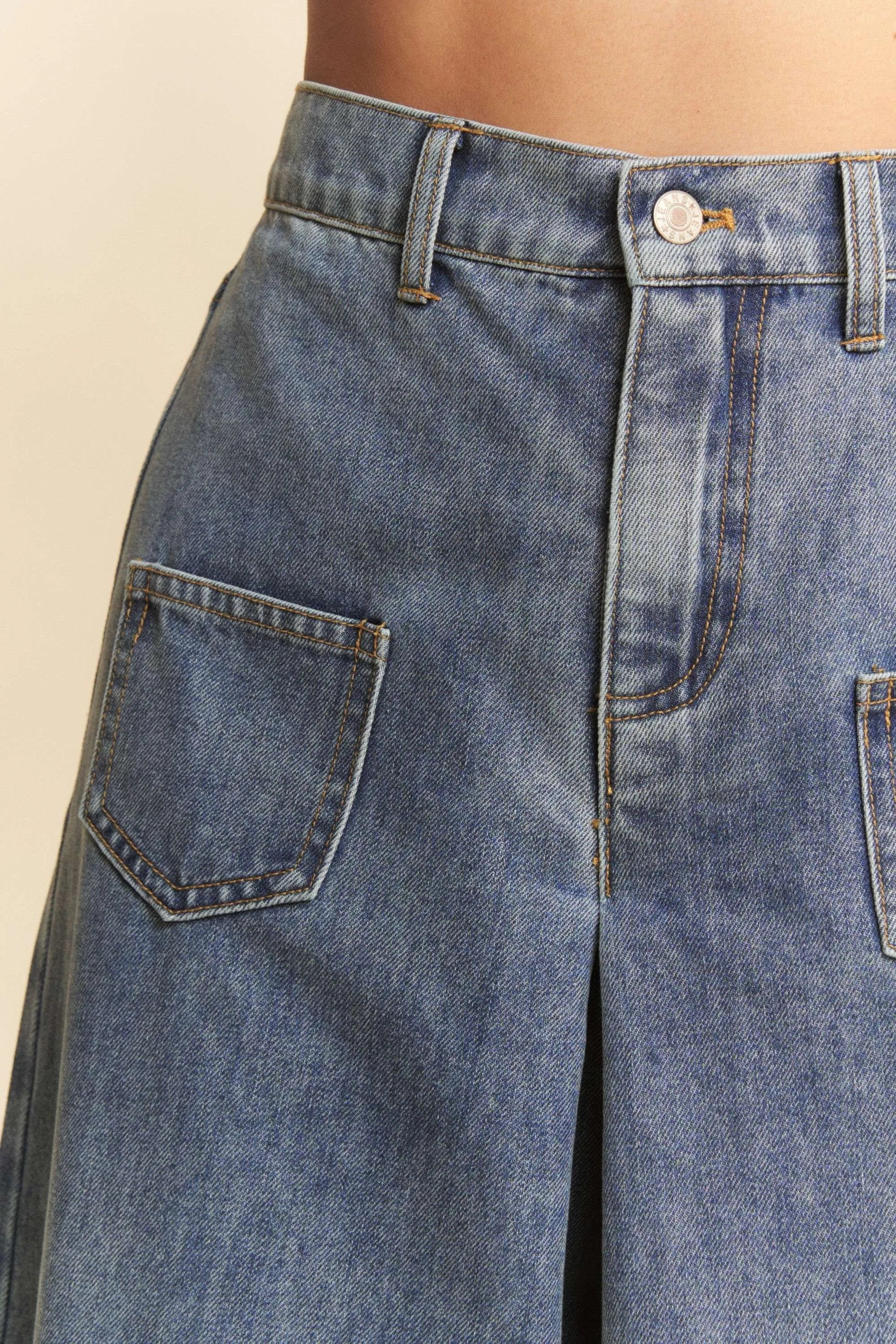 Davi & Dani Patch Pocket Wide Leg Culotte Jeans OutfitFlow