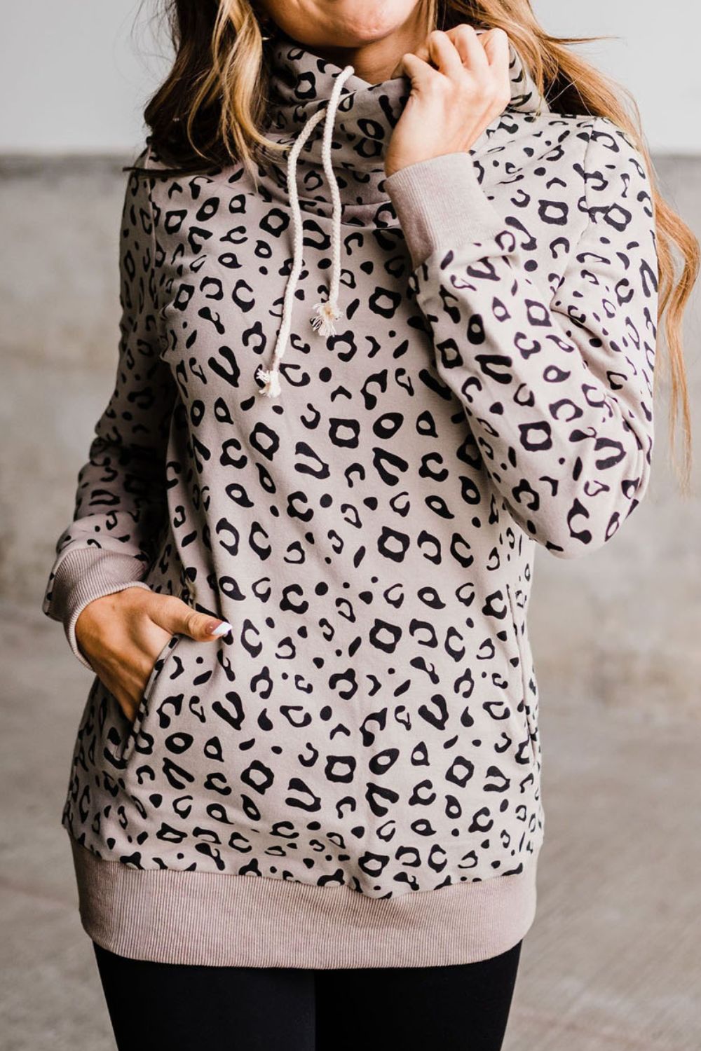 Outfit Flow - Leopard Print Long Sleeve Hoodie