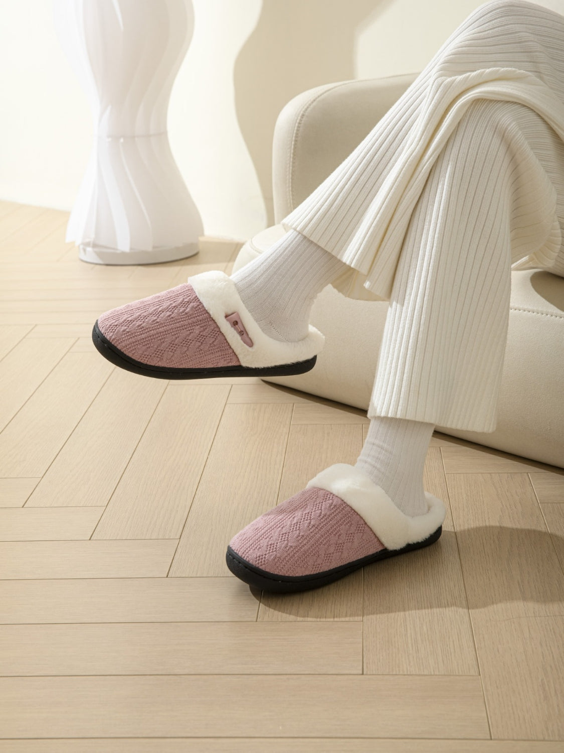 Outfit Flow - Horn Buckle Furry Texture Flat Slippers