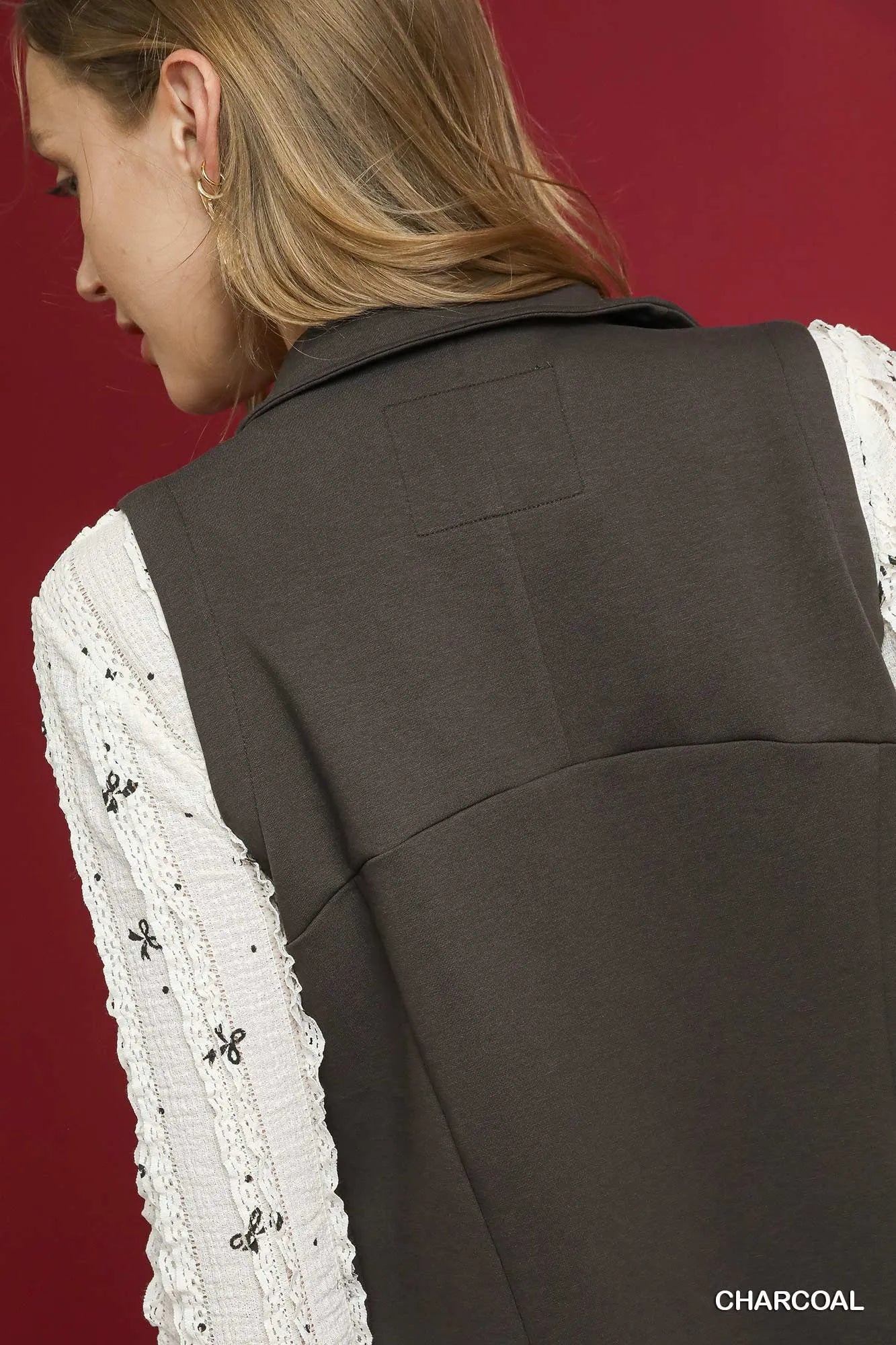 Umgee Zip-Front Fitted Vest with Pockets Trendsi