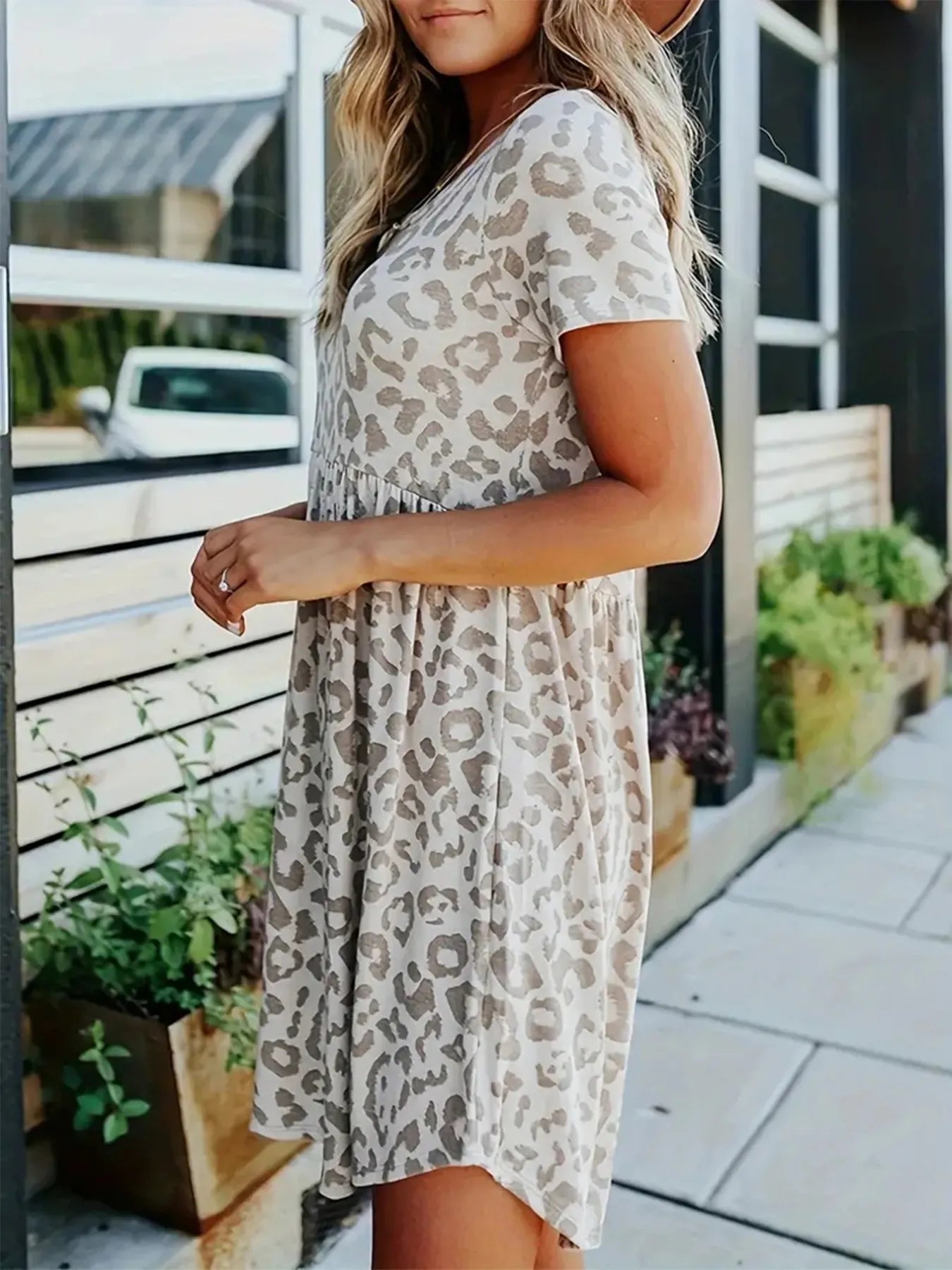 Leopard Print Short Sleeve Casual Dress OutfitFlow